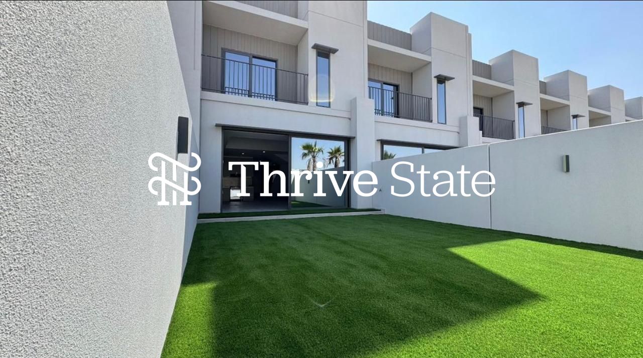 SINGLE ROW | Largest Garden | Near to Pool