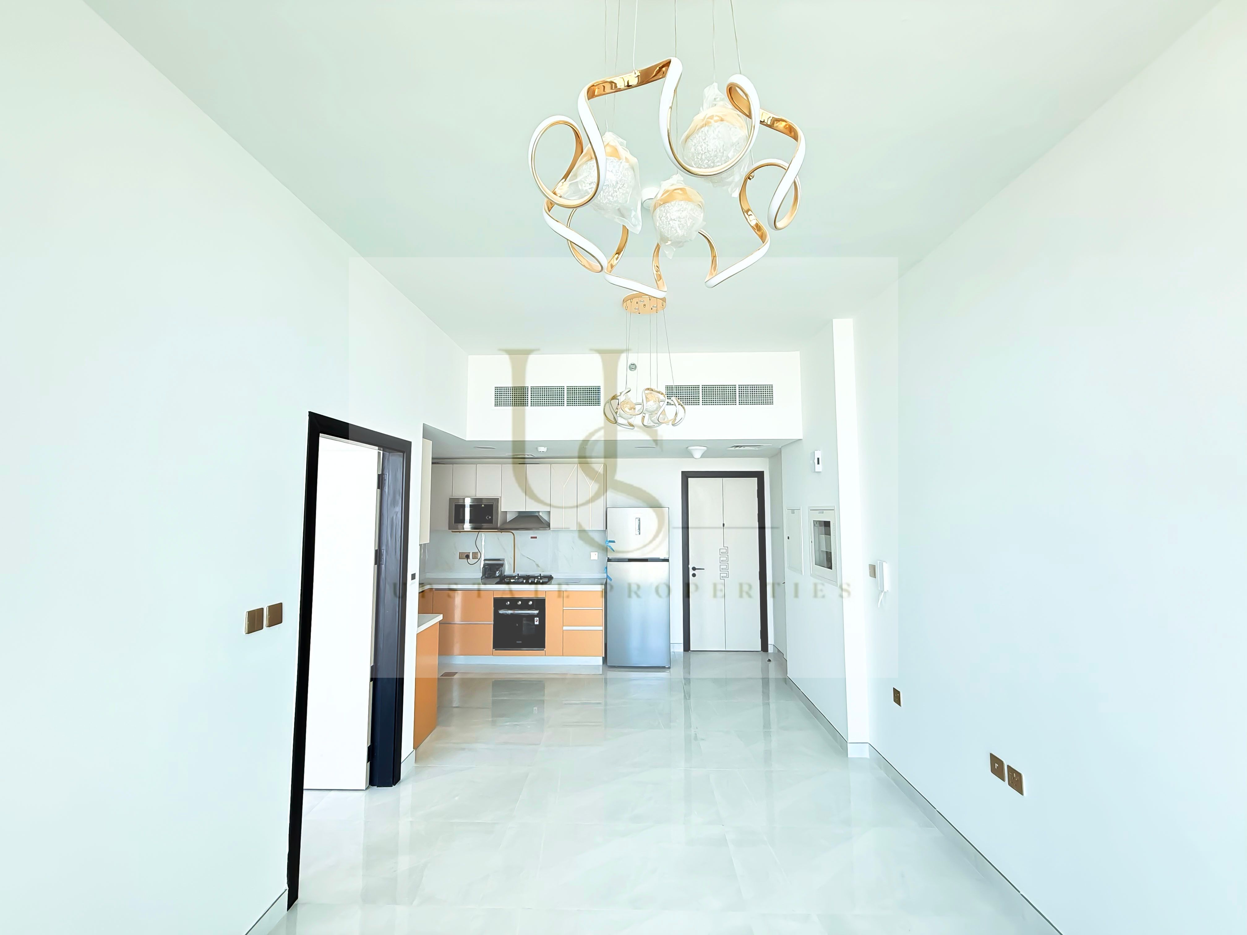 BRAND NEW | HIGH FLOOR | SEMI-FURNISHED