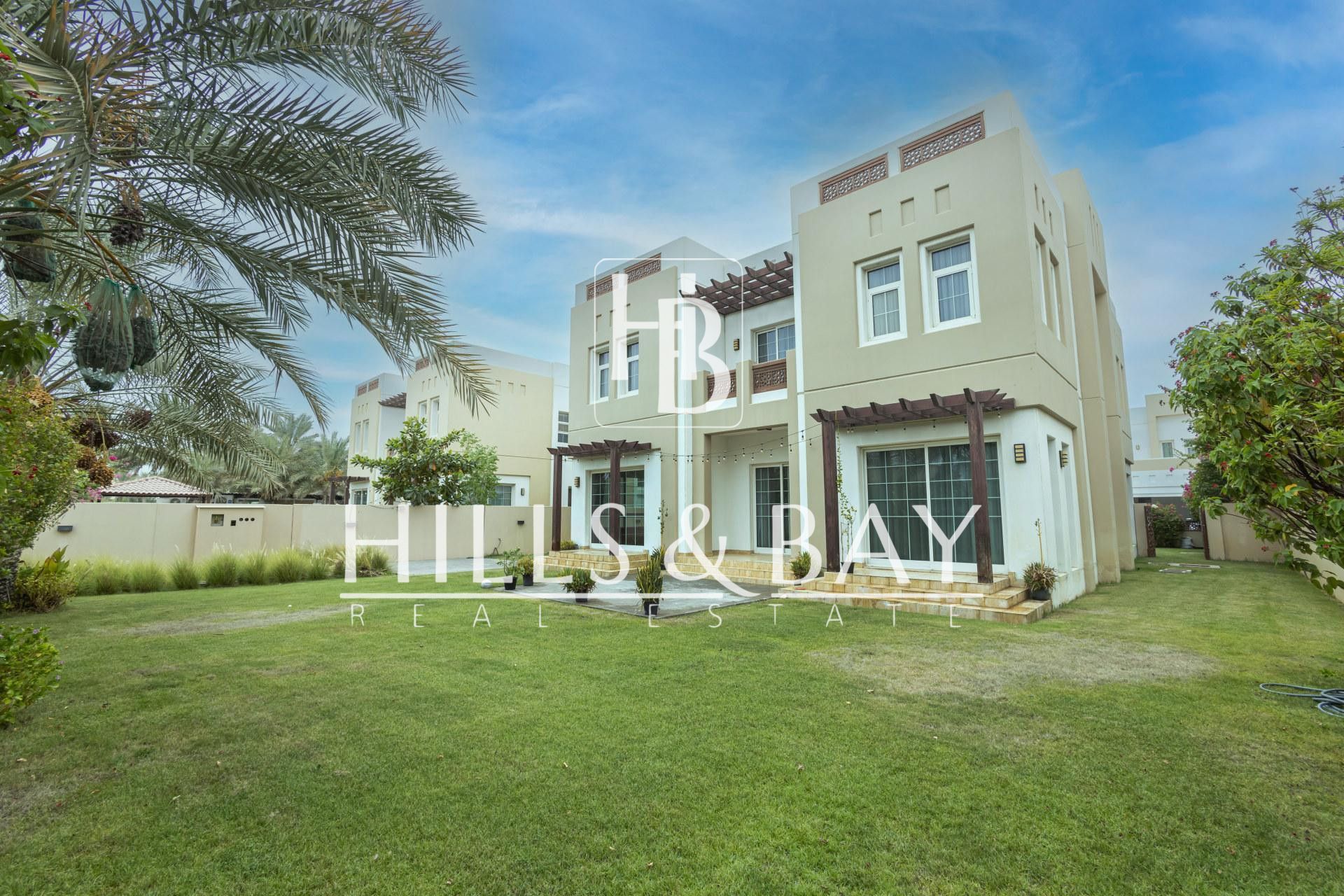 SINGLE ROW VACANT STANDALONE LANDSCAPED RENT 400K