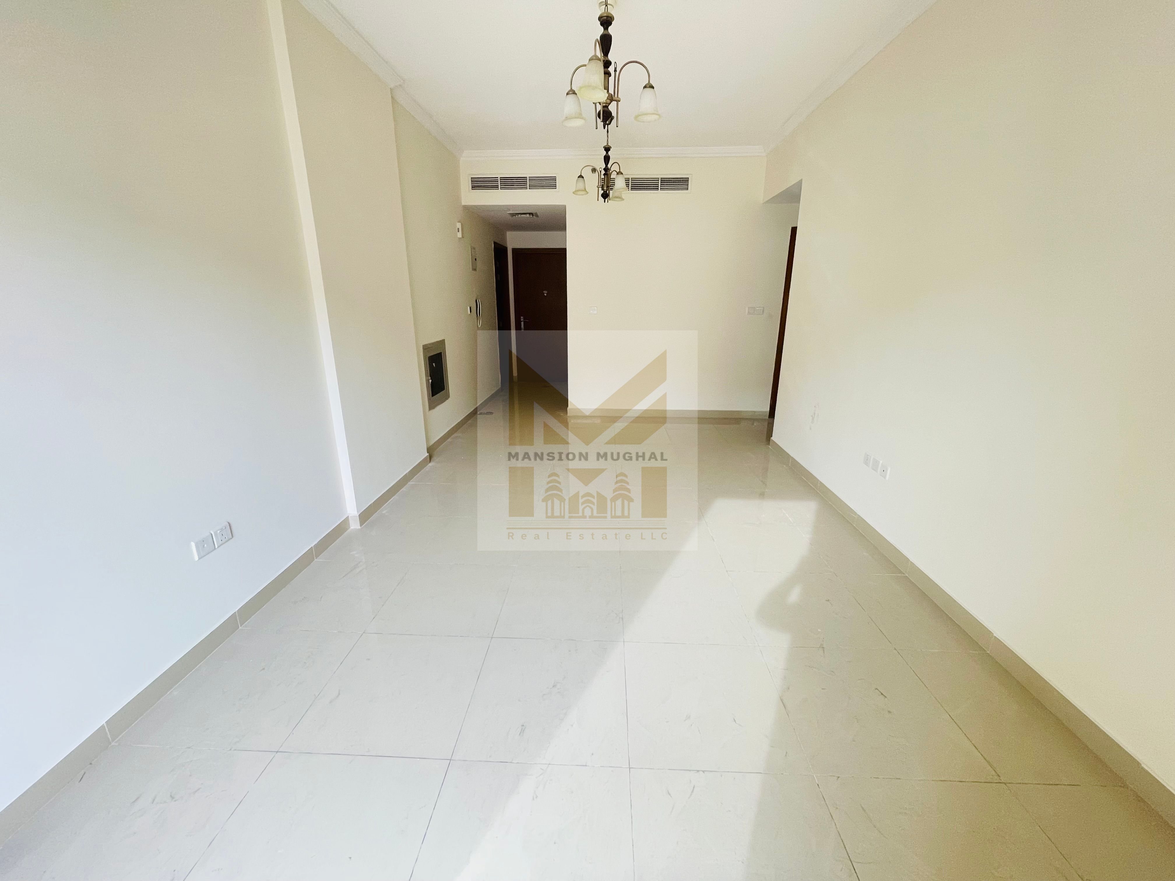 Luxury & Lavish 2-Br//Bright & Spacious//wardrobe & Balcony + Open View//1-Covered Parking//4&6 Chqs