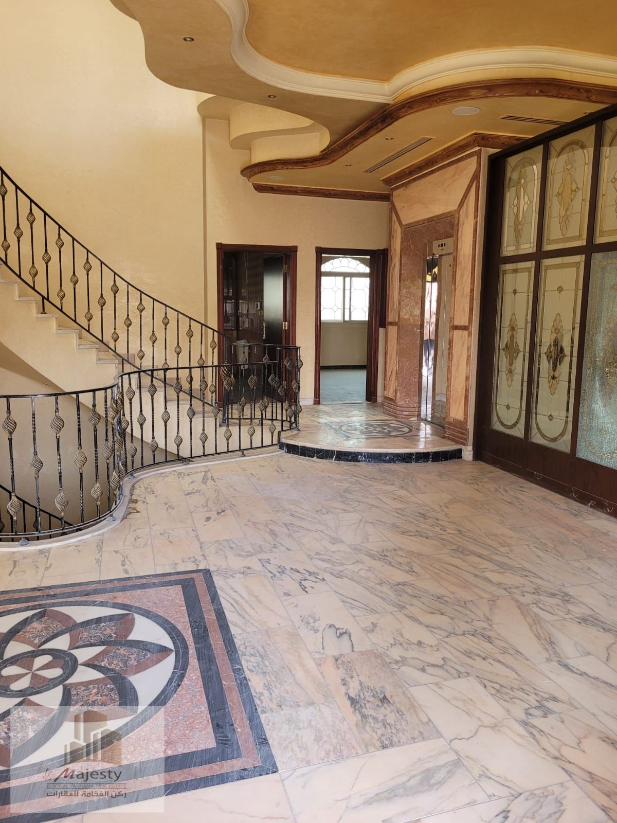 Villa for sale in the Emirate of Sharjah, Al Mansoura area