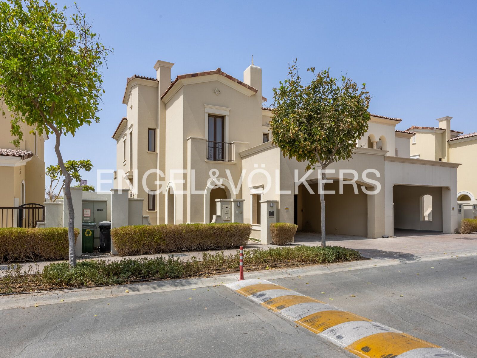 Single Row | Landscaped | Multiple Cheques