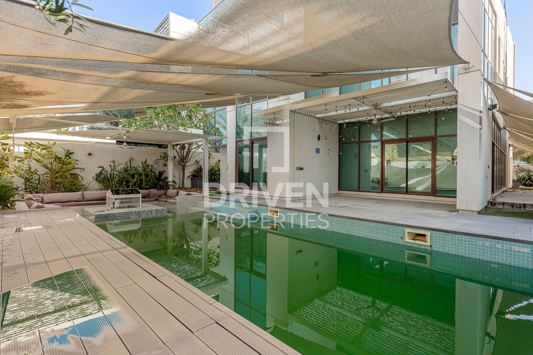 Prime Location | Ready to Move in | Private Pool