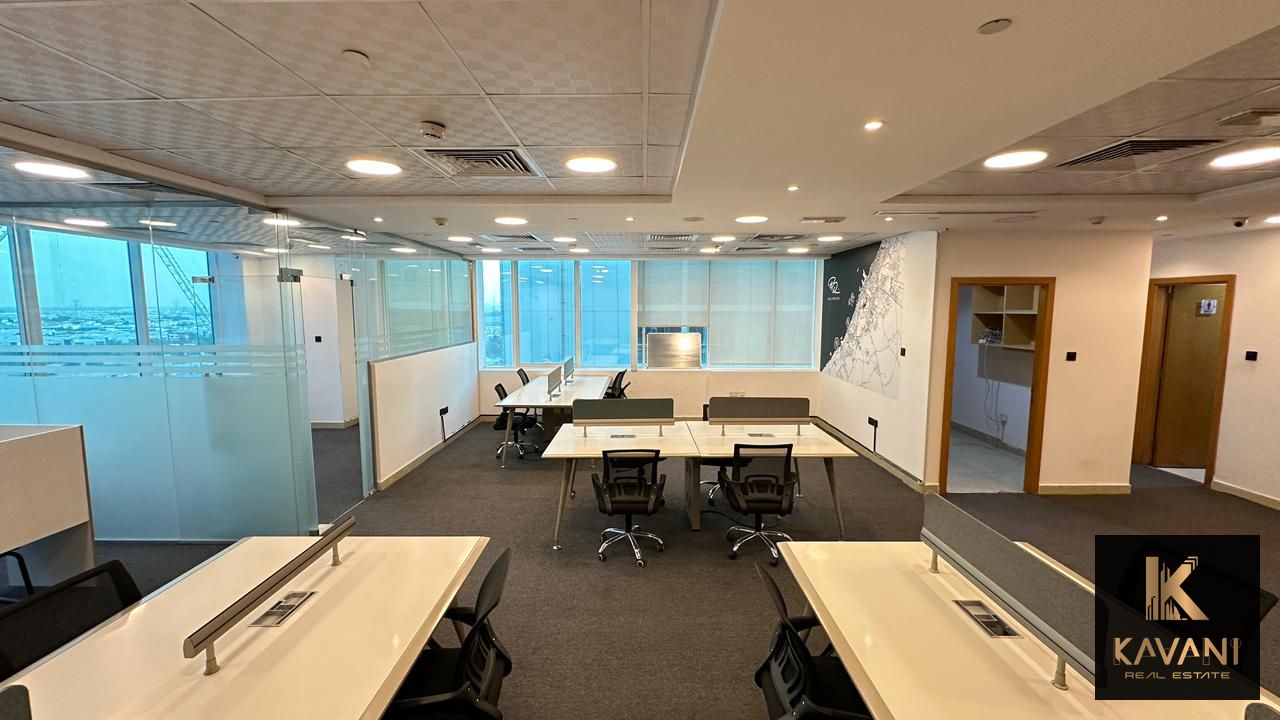 Fully Fitted Office | Capital Golden Tower | With Washroom & Pantry