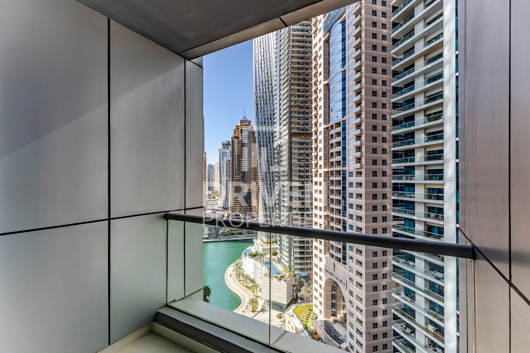 Fully Renovated | Amazing Marina View | Big Layout