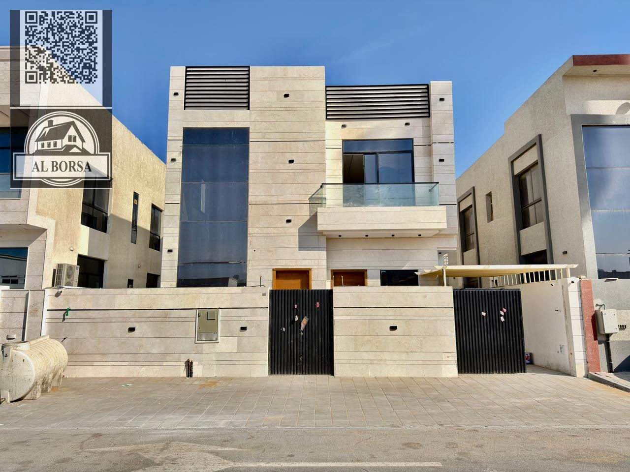 Villa for sale in Ajman Al Zahia on the corner of two streets, beautiful location, payment facilities