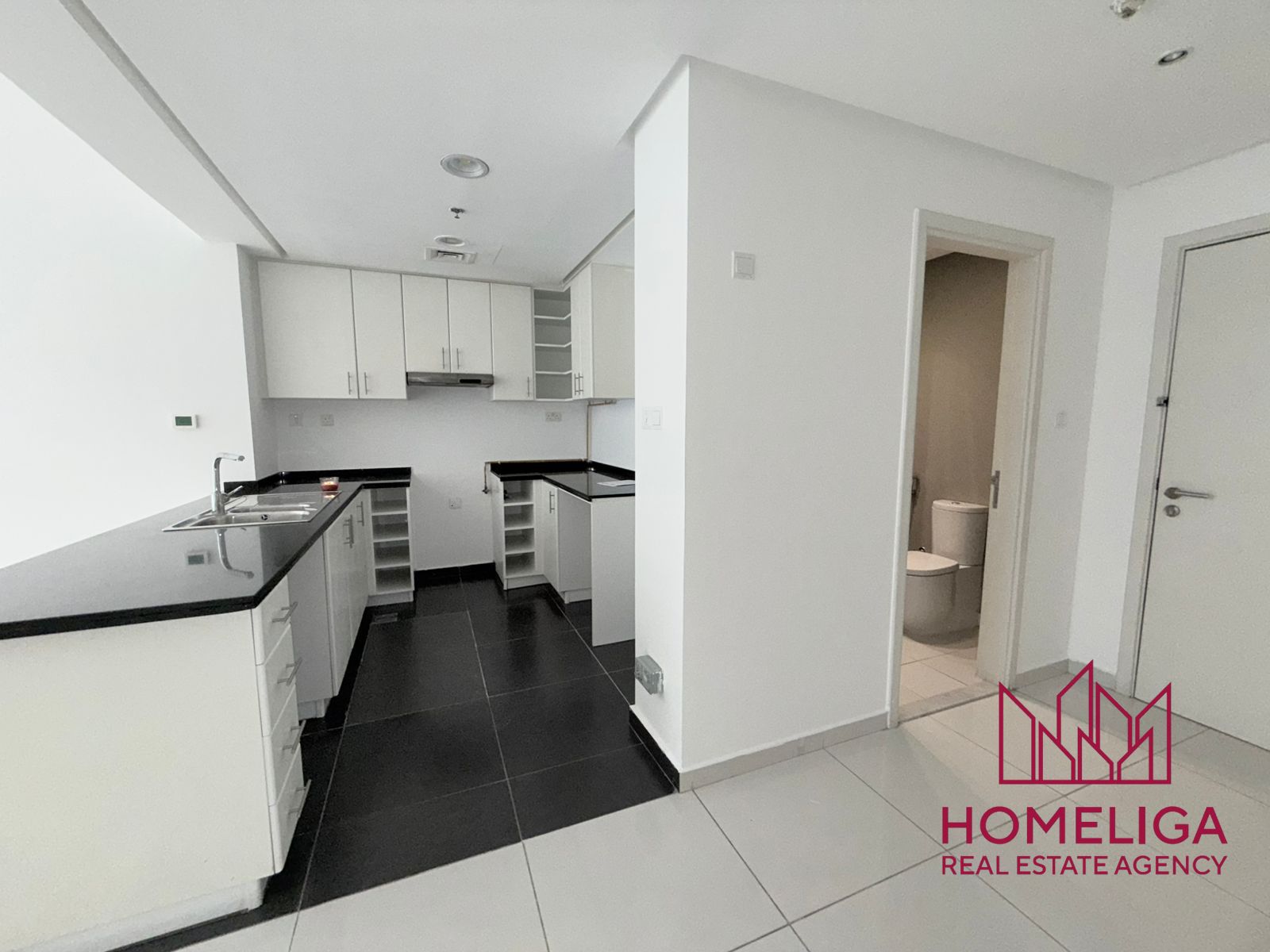 MAIDS ROOM | BEST PRICE | HUGE LAYOUT