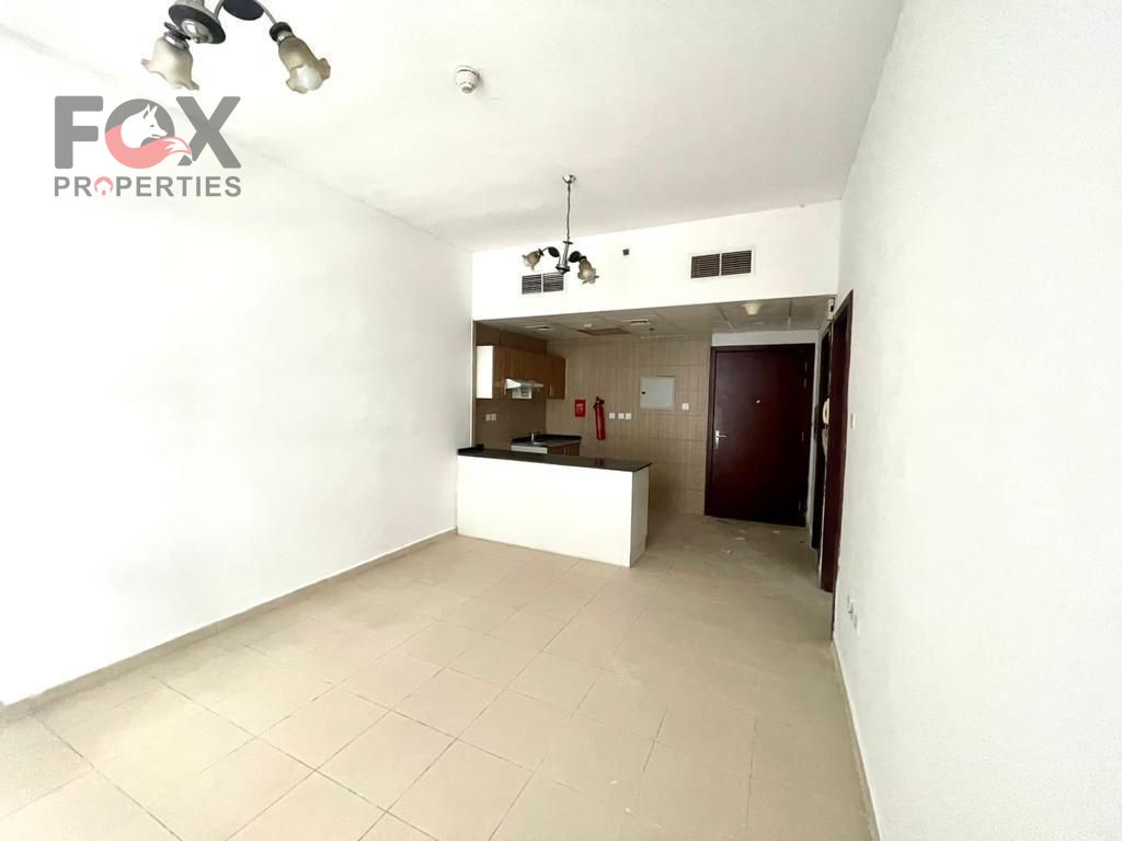 Excellent price | 100% freehold ownership for all nationalities | Private parking | Balcony | Close to all services | Easy access to Sharjah & Dubai