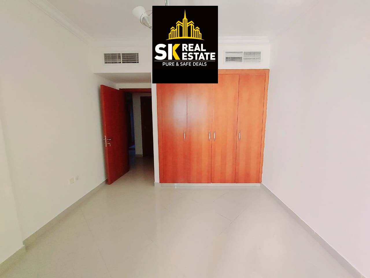 OFFER SPACIOUS 1BHK - RENT ONLY 41K — FREE PARKING — FREE GYM & SWIMMING POOL