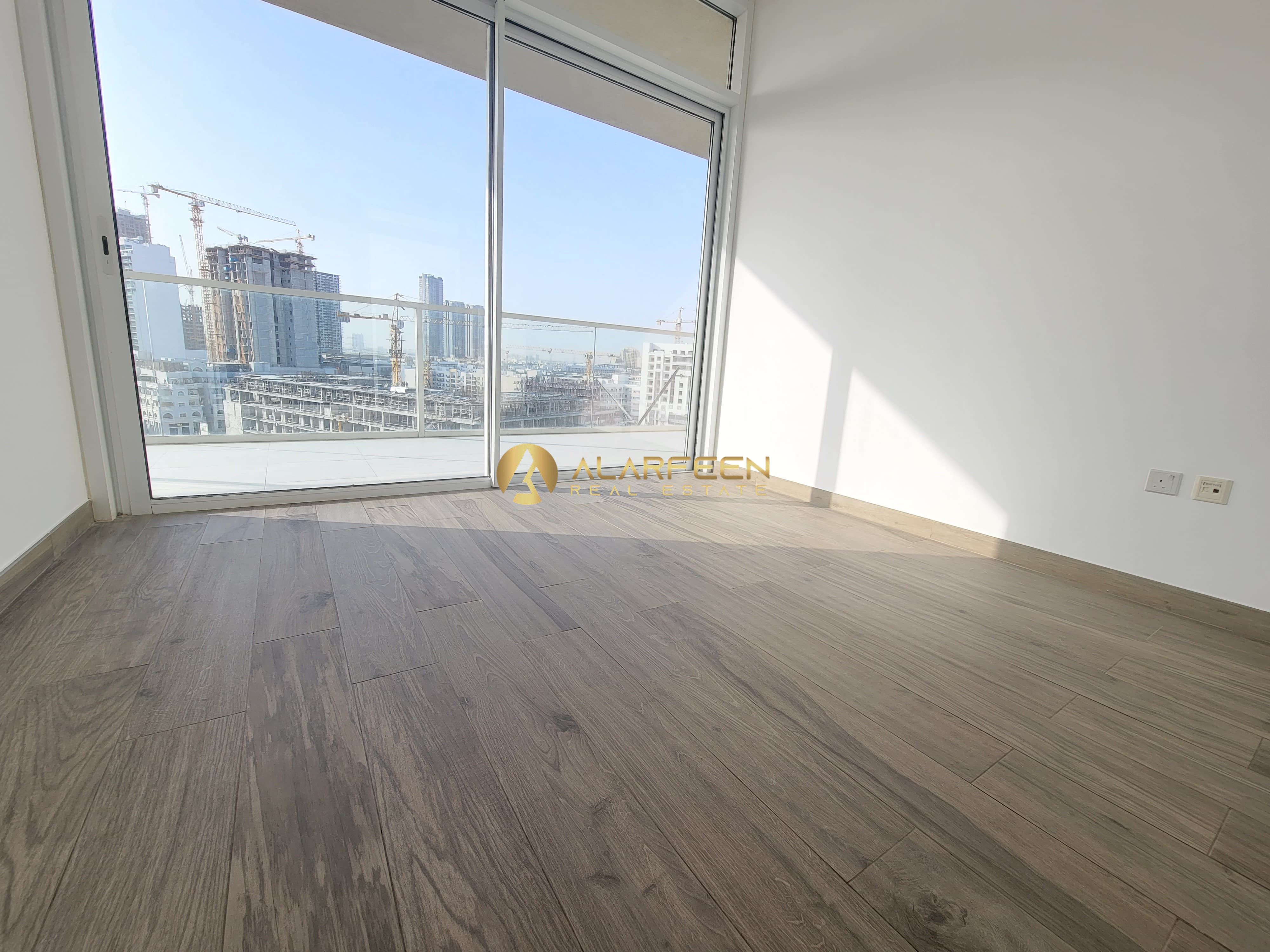 Spacious | Fully Fitted Kitchen | Park View