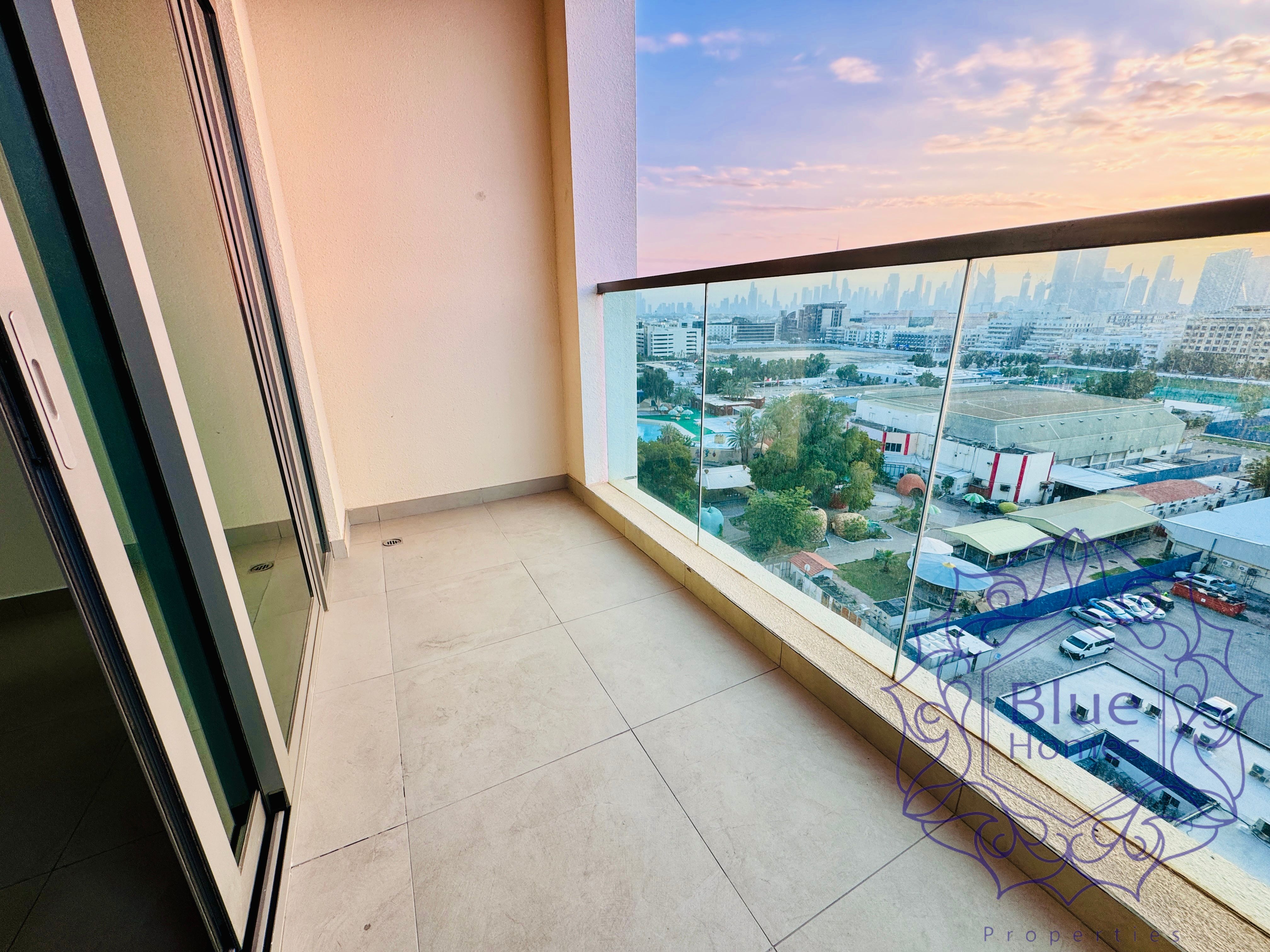 Burj khalifa View • Lavish 3BHK + Store room • Kids play area •Gym Pool
