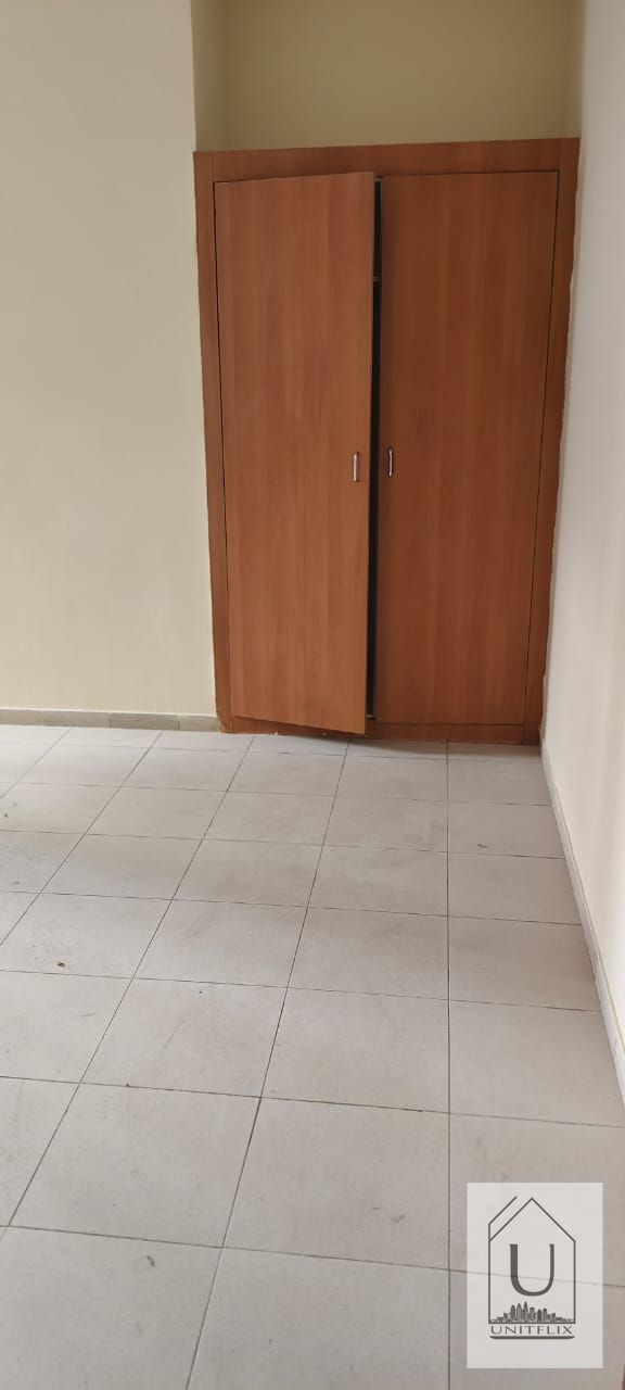 SPACIOUS FLAT WITH BALCONY