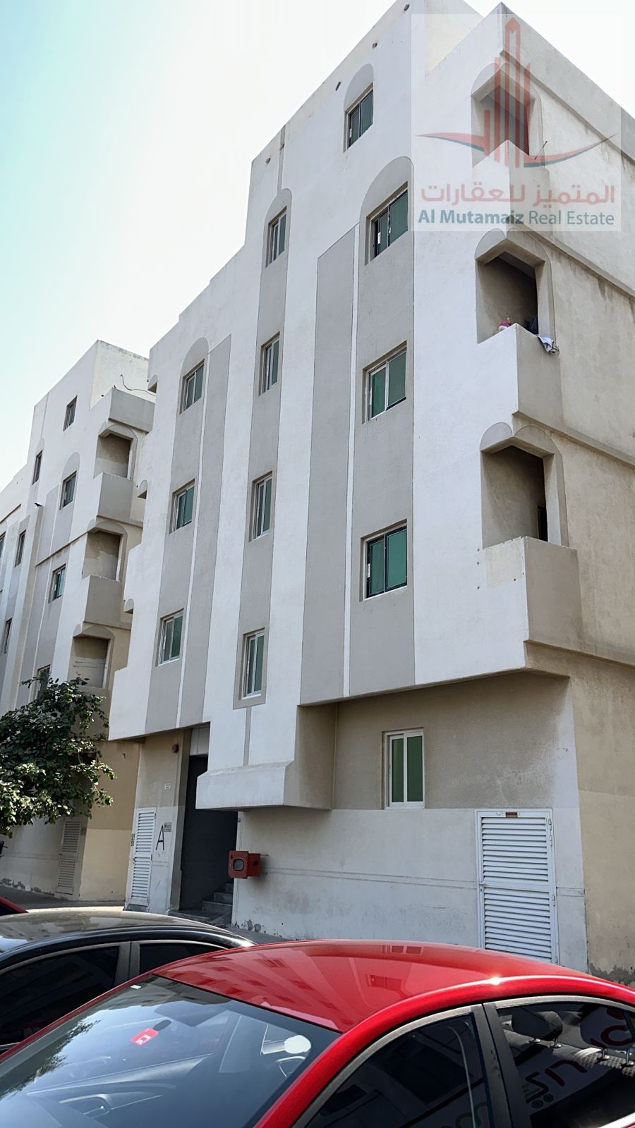 Studio apartment for rent in Al Nasiriyah area, Sharjah. Excellent location, close to all services.