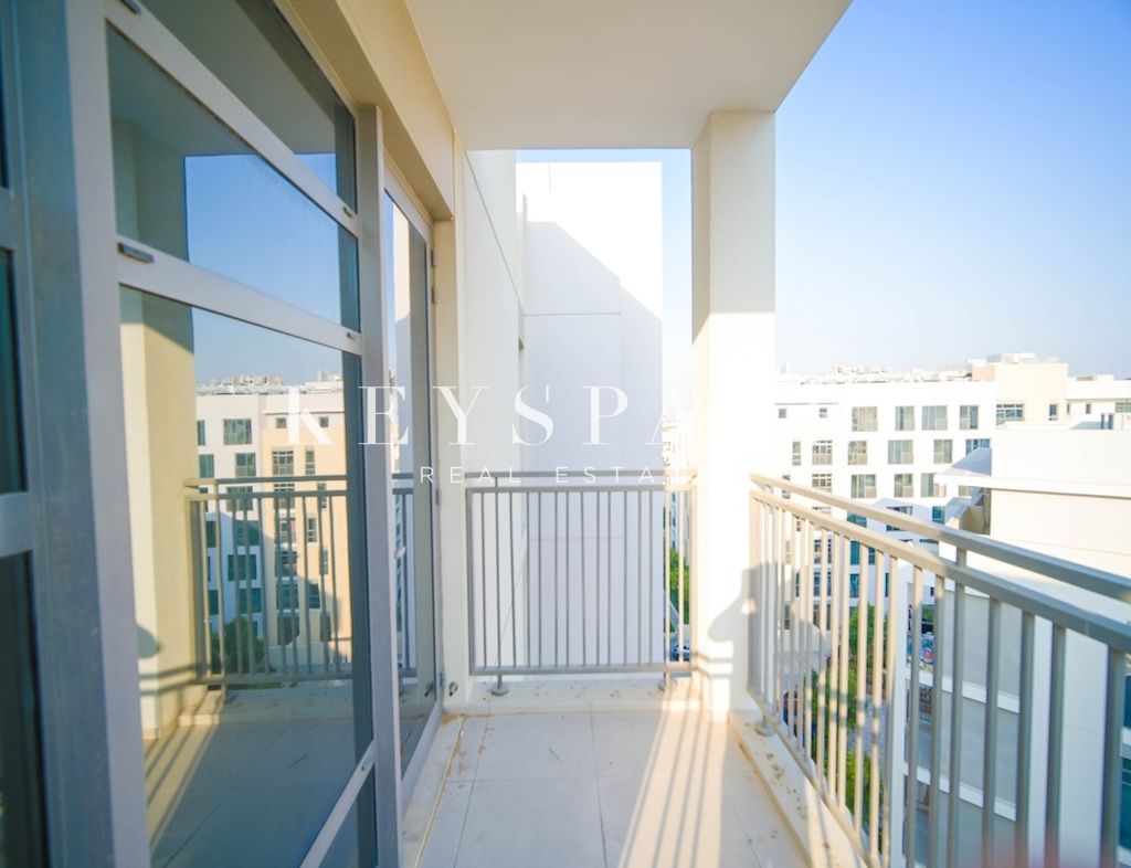 Fully Upgraded Apartment in a Secure, Modern Setting | Resale