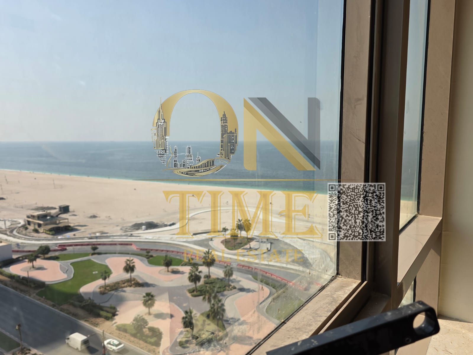Direct panoramic sea view, combining an exceptional location, spacious areas, and practical design/close to all services