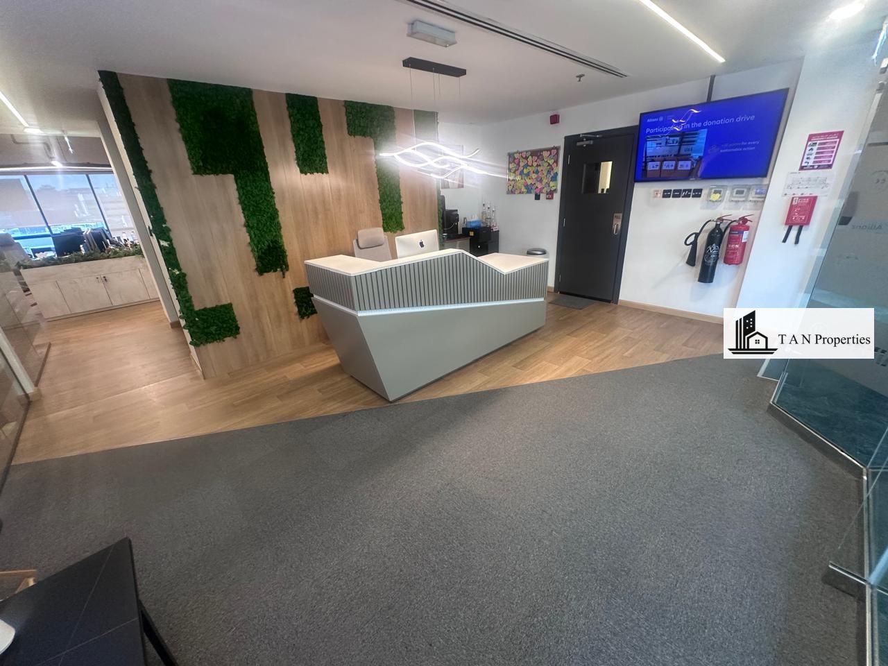 Chiller Free ||Spacious Independent office ||