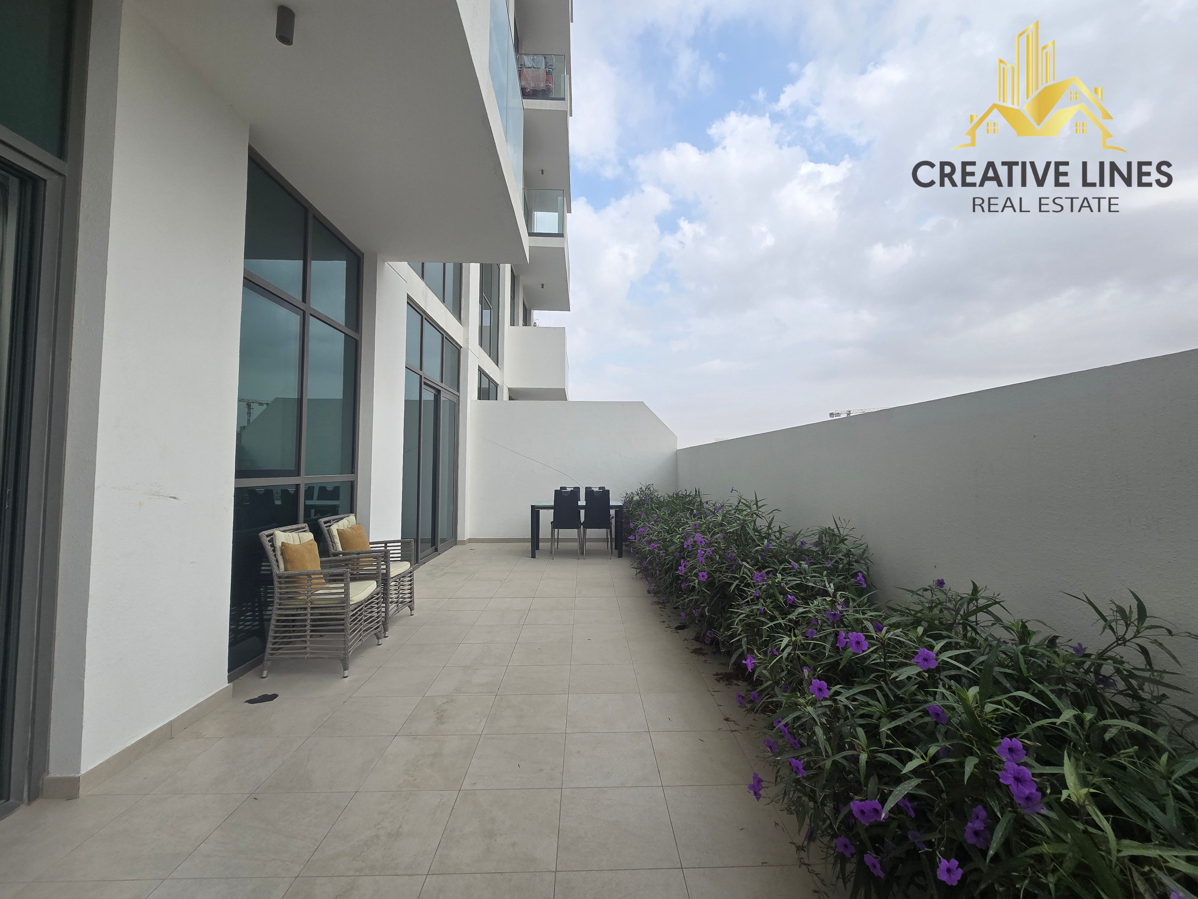 Huge Terrace || Nice 1BHK || Ready To Move