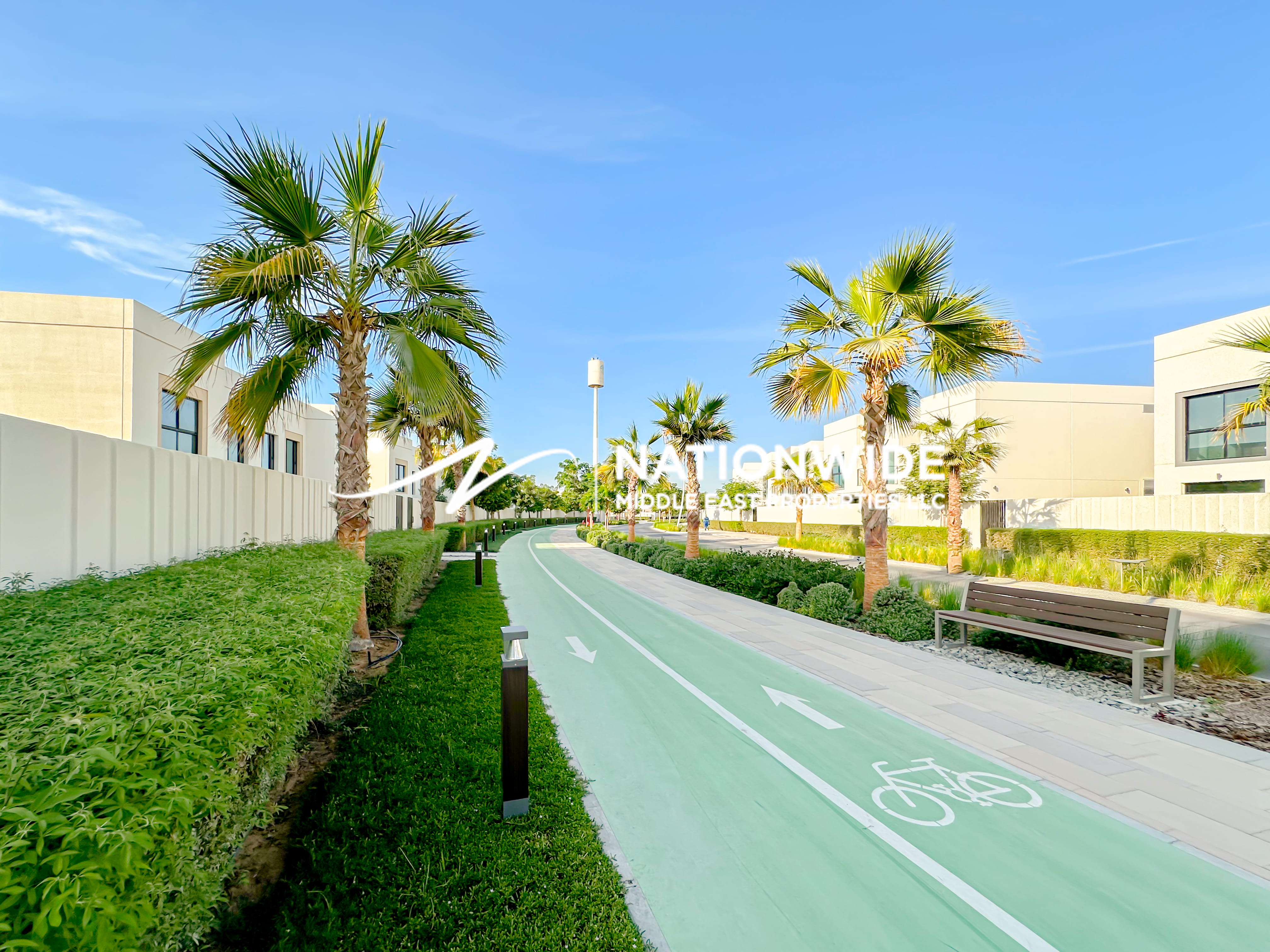 Vacant| Single-Row 2BR| Unique Living| Prime Area