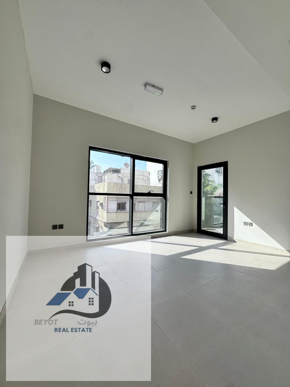 For Rent: 1 Bedroom Apartment – Prime Location Details: 1 Bedroom + Spacious Living Room Brand New – First Tenant Central Air Conditioning 1 Bat