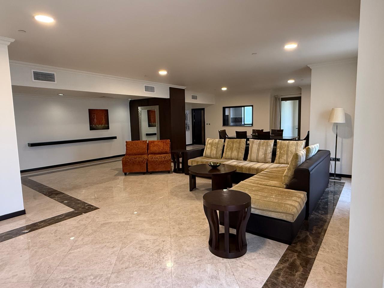 High Floor | Modern Living | Marina & Palm View | 4 Cheques