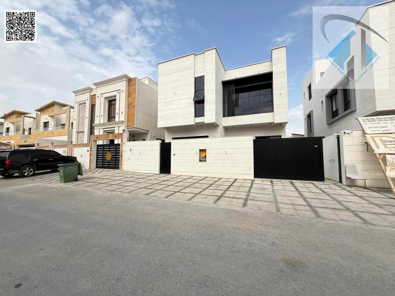 Villa for sale in Al Yasmin, excellent location behind the mosque, no down payment, 100% bank financing.