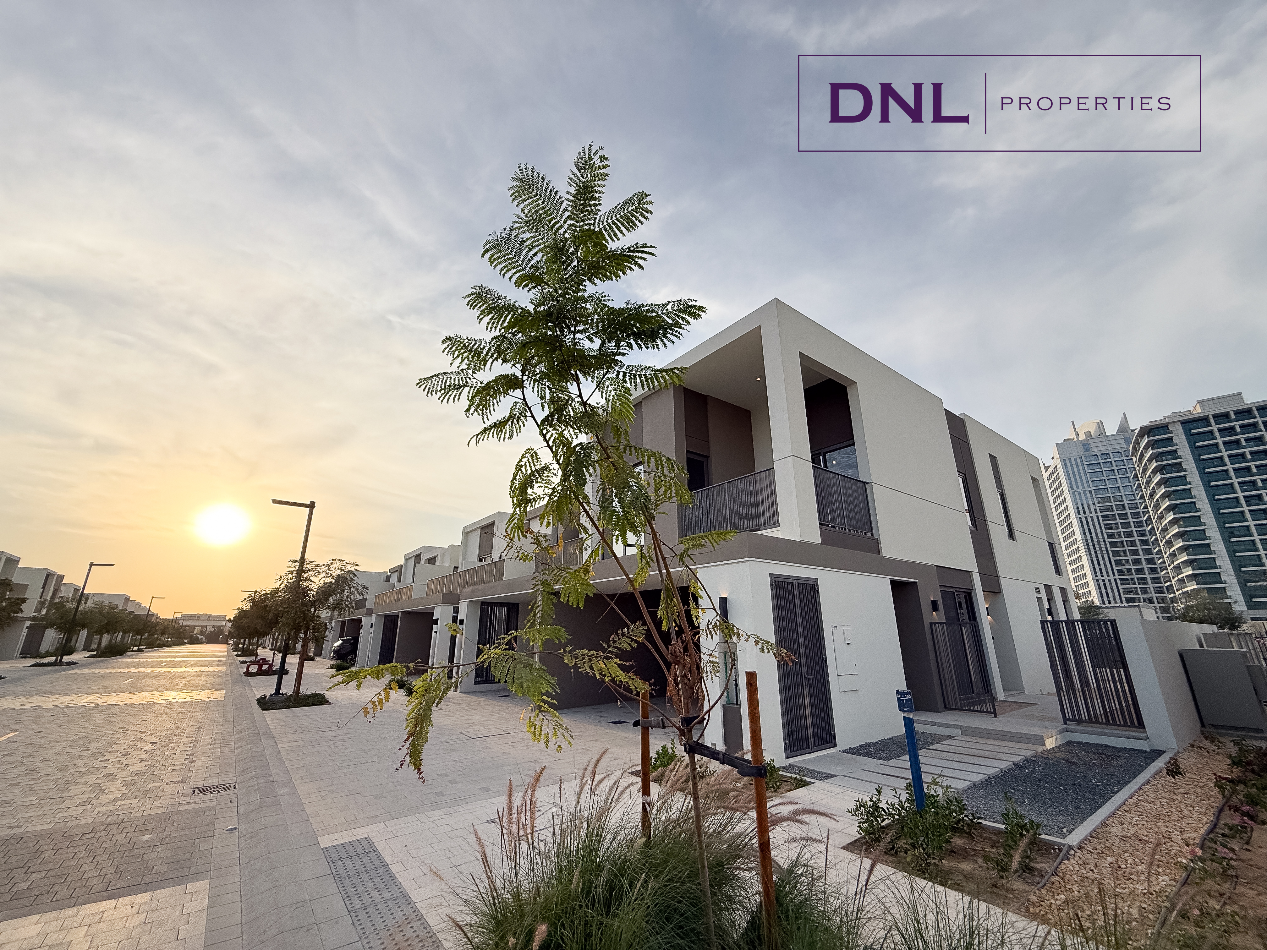 New 4BR+M Townhouse | Close to Amenities | Ready