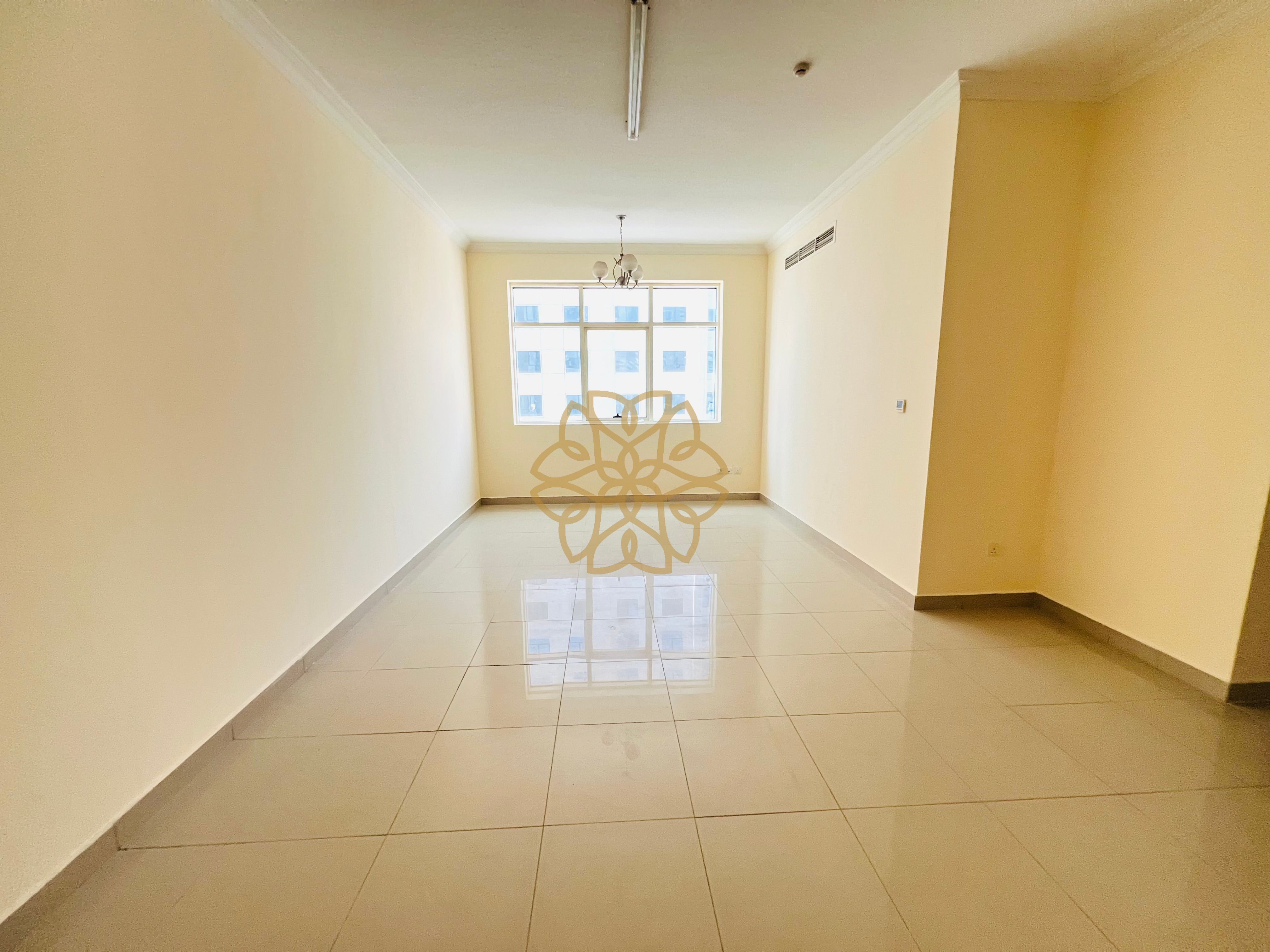 Hot 2 BHK available Big size