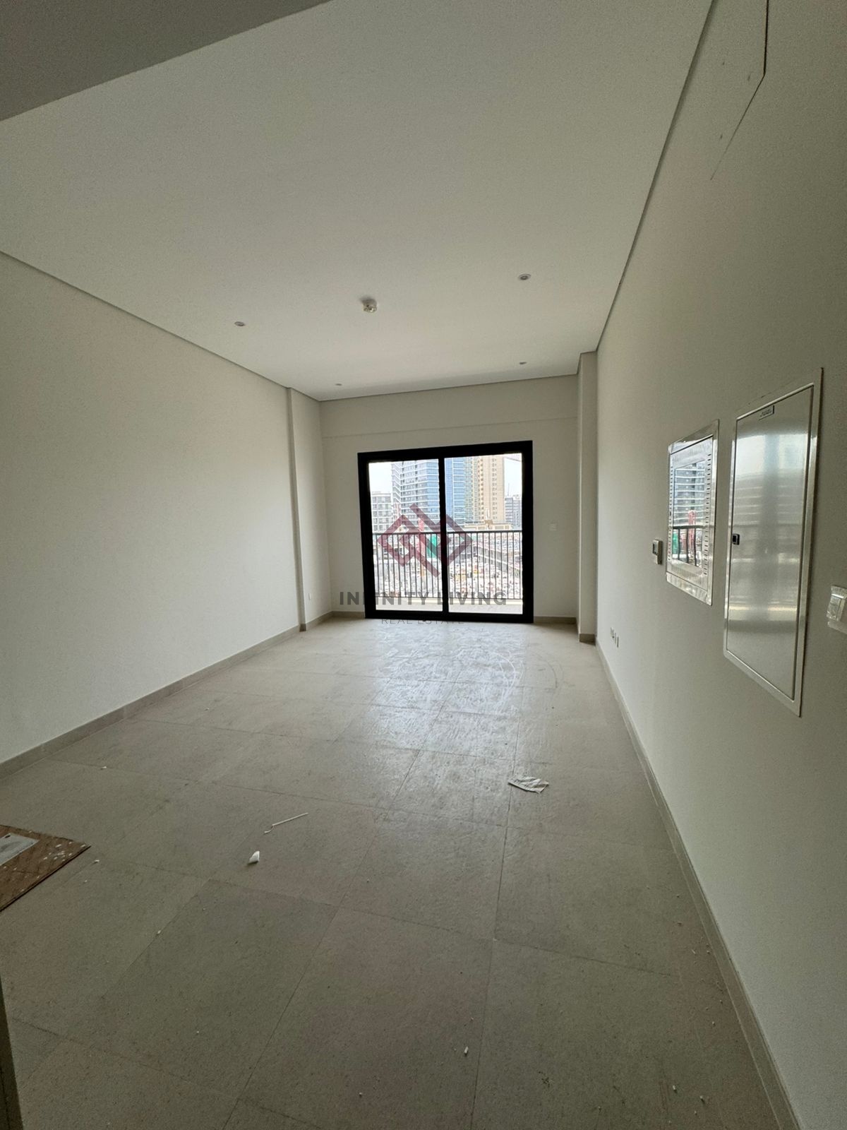 Spacious 2-Bedroom + Maid’s Room | Unfurnished | Arjan