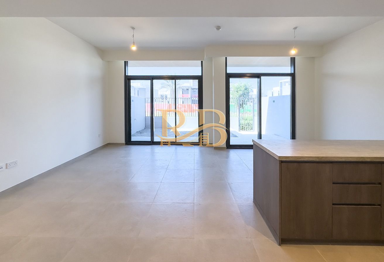 VILLA | RANIM 3| 4 BED| BRAND NEW| SPACIOUS| READY TO MOVE