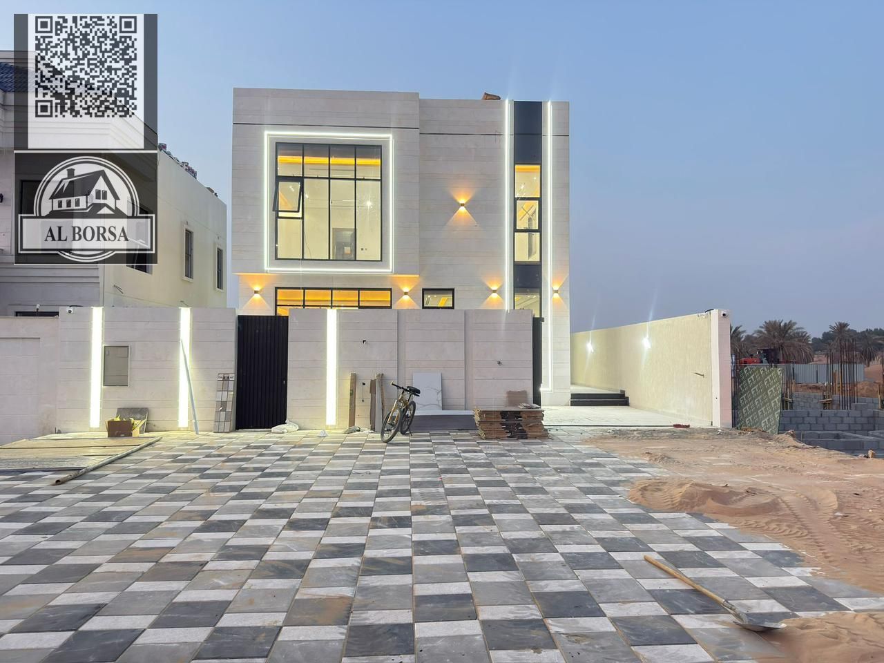Villa for sale – Al Zahiyah area, Ajman – 4 master bedrooms, living room, majlis, maid's room, prime location
