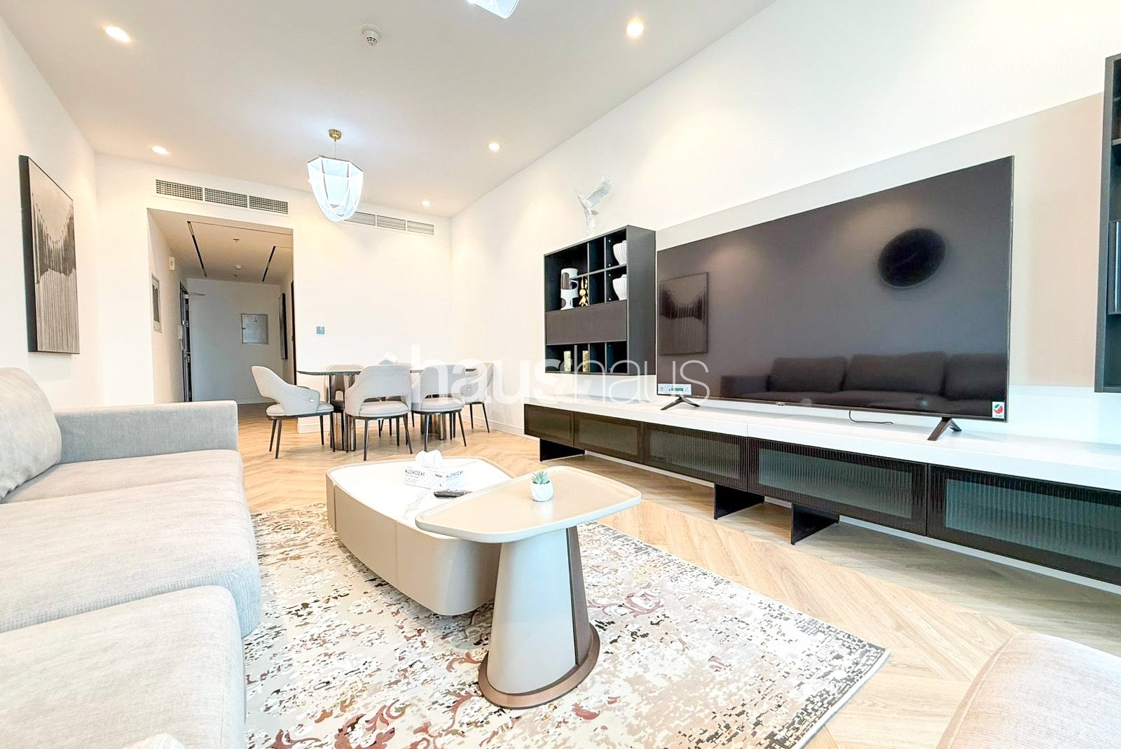 Fully-Upgraded | High-floor | Prime Location