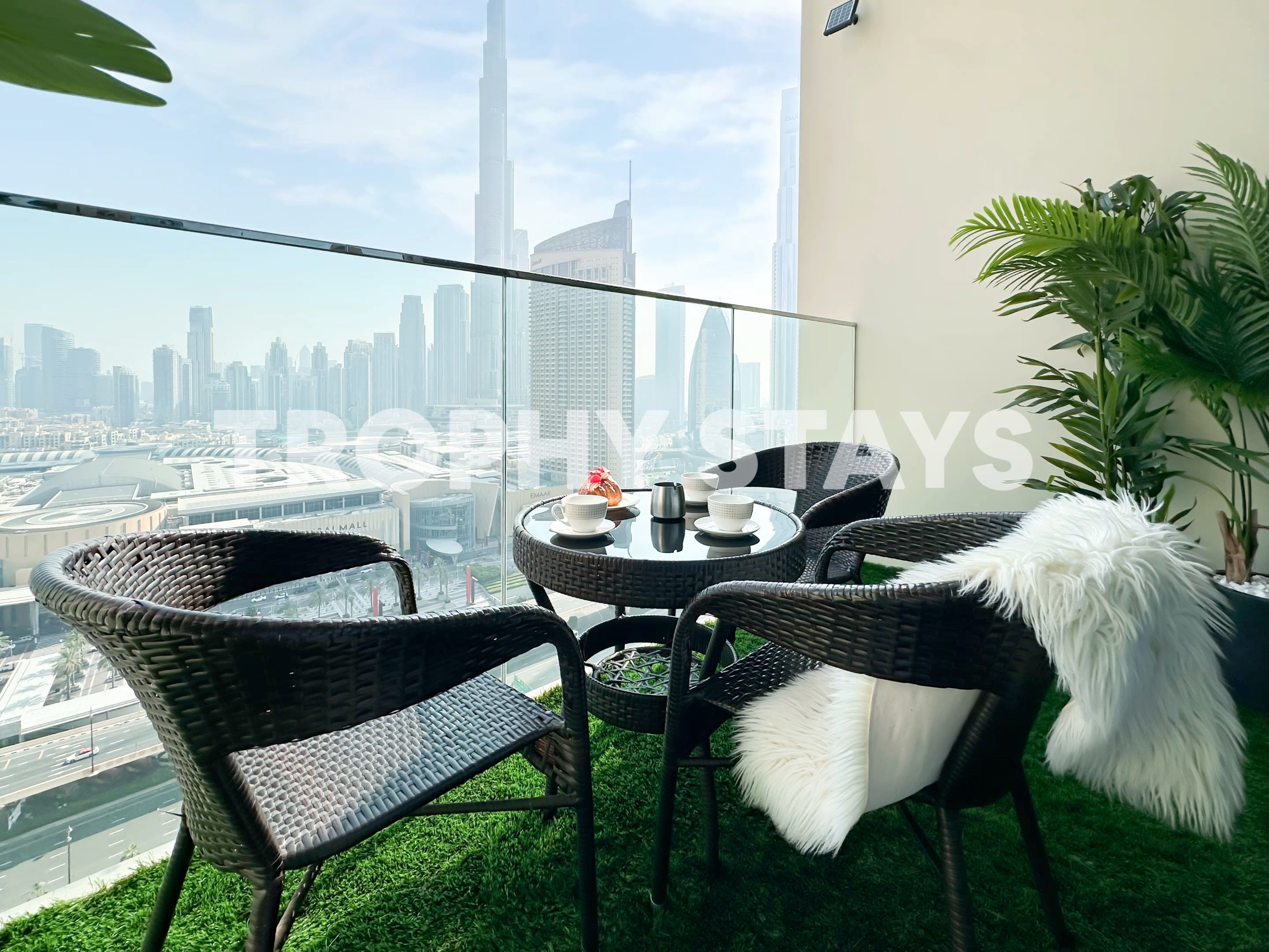 Burj Khalifa View | Access To Dubai Mall | All Bills Incl