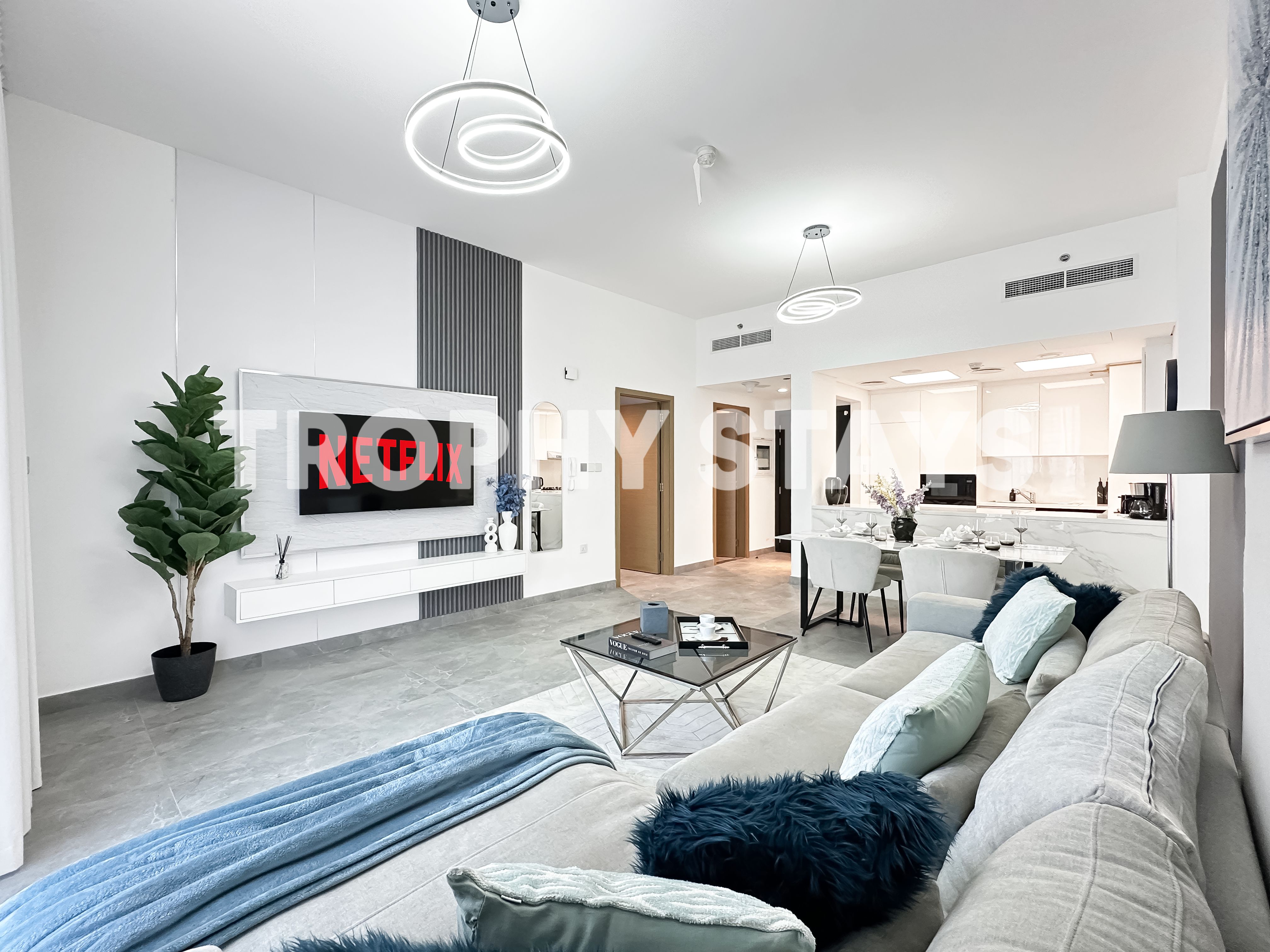 Community View | Spacious Lounge | All Bills Incl
