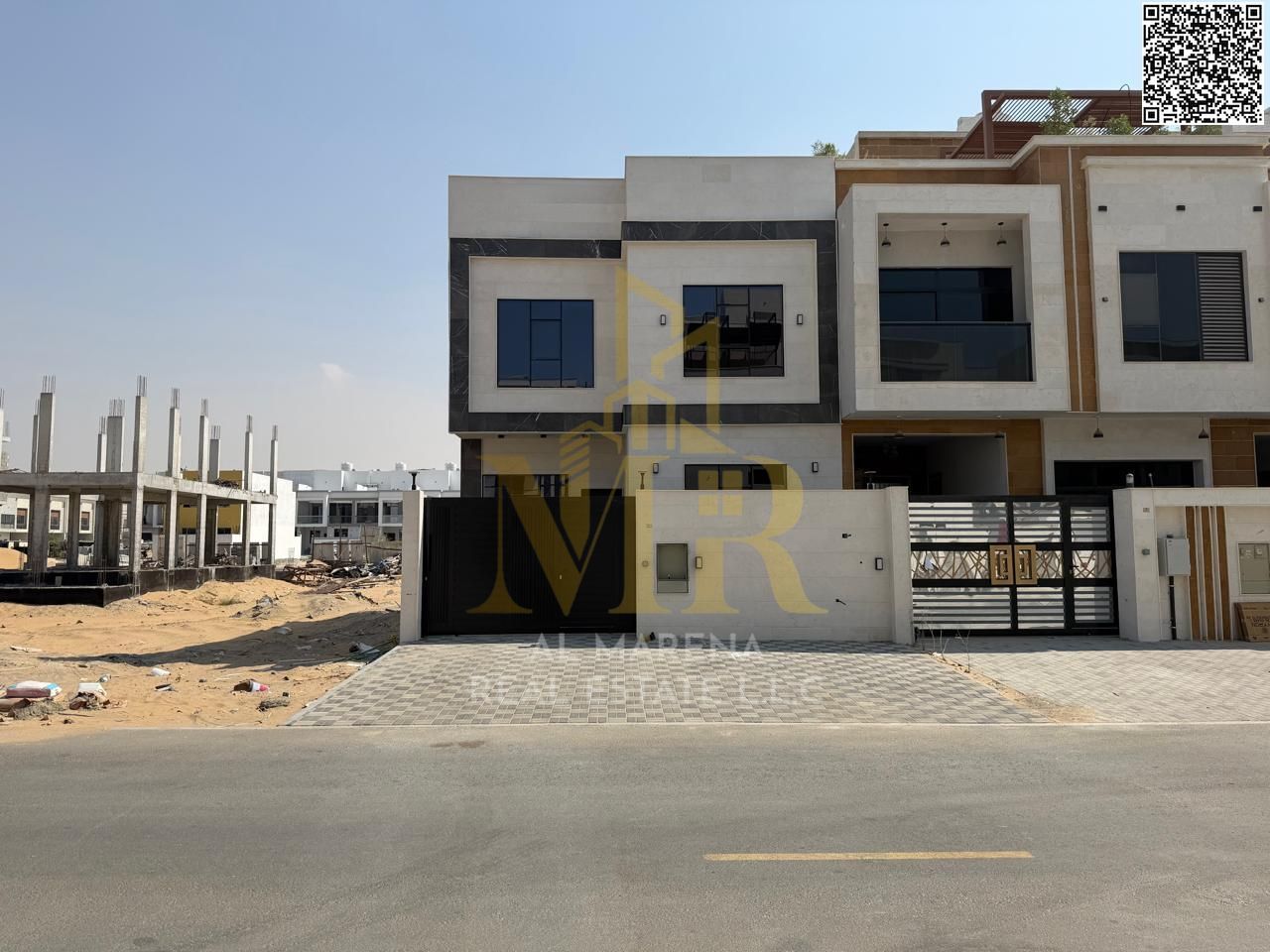 Ready to move in – Modern villa in Al Bahia with 4 master bedrooms and high-end finishes at an excellent price, freehold ownership