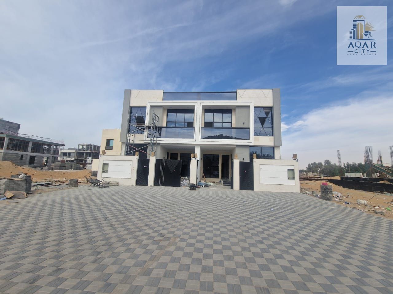 Luxury Townhouse for Sale – Al Yasmeen, Ajman | 5 Bedrooms, 5 Bathrooms, Utilities Included