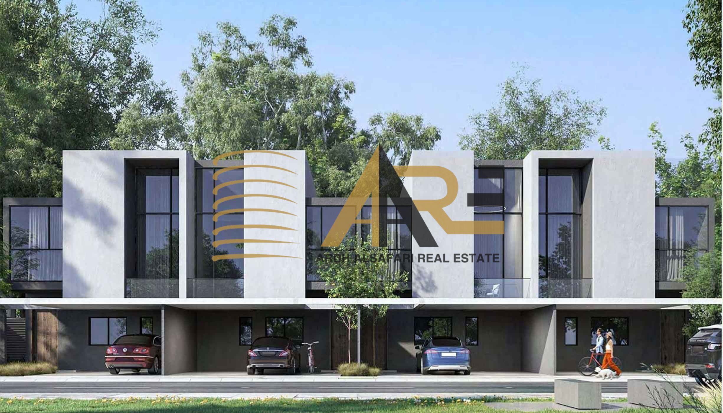 Corner unit || spacious rooms || An extra Layer of privacy || Grrenest town of city