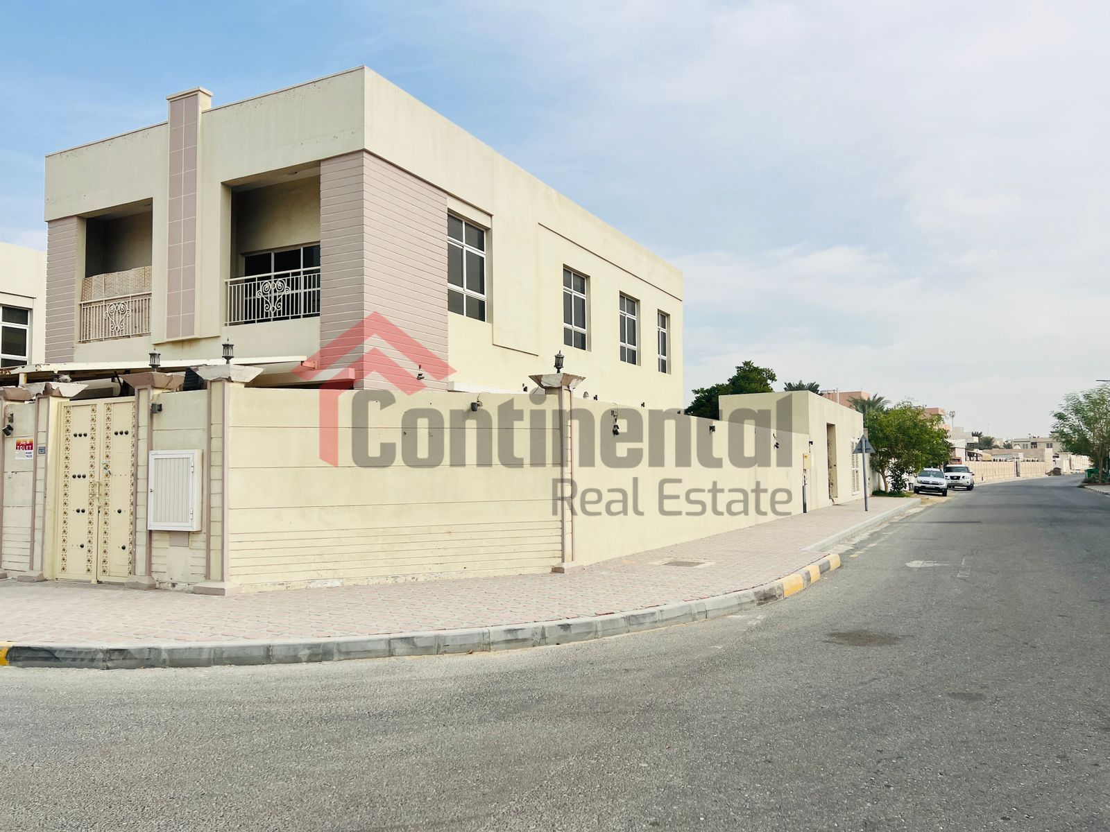 Amazing villa for rent in prime location