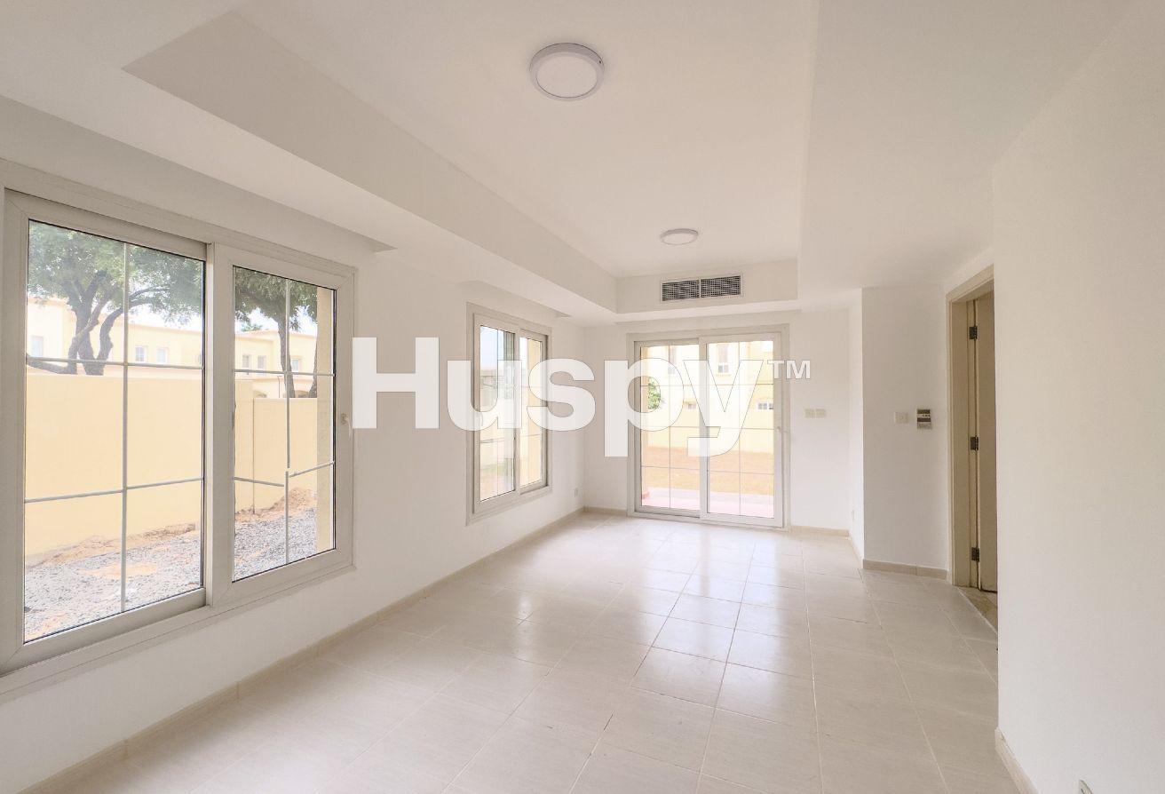 Corner Unit | Vacant | Unfurnished