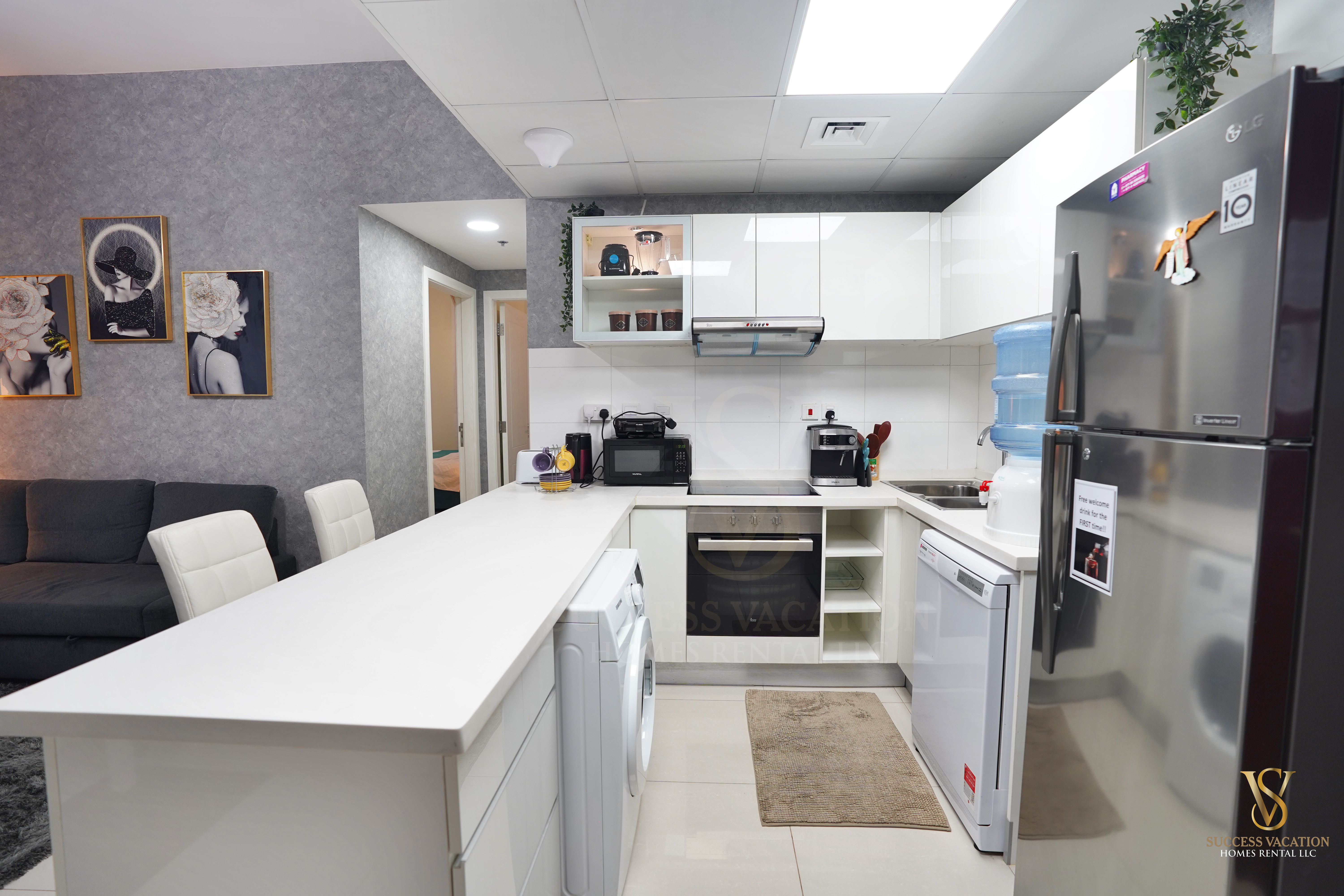 Dubai marina, Monthly 2 bedroom apartment, near JBR beach and metro station , Free housekeeping provided every day