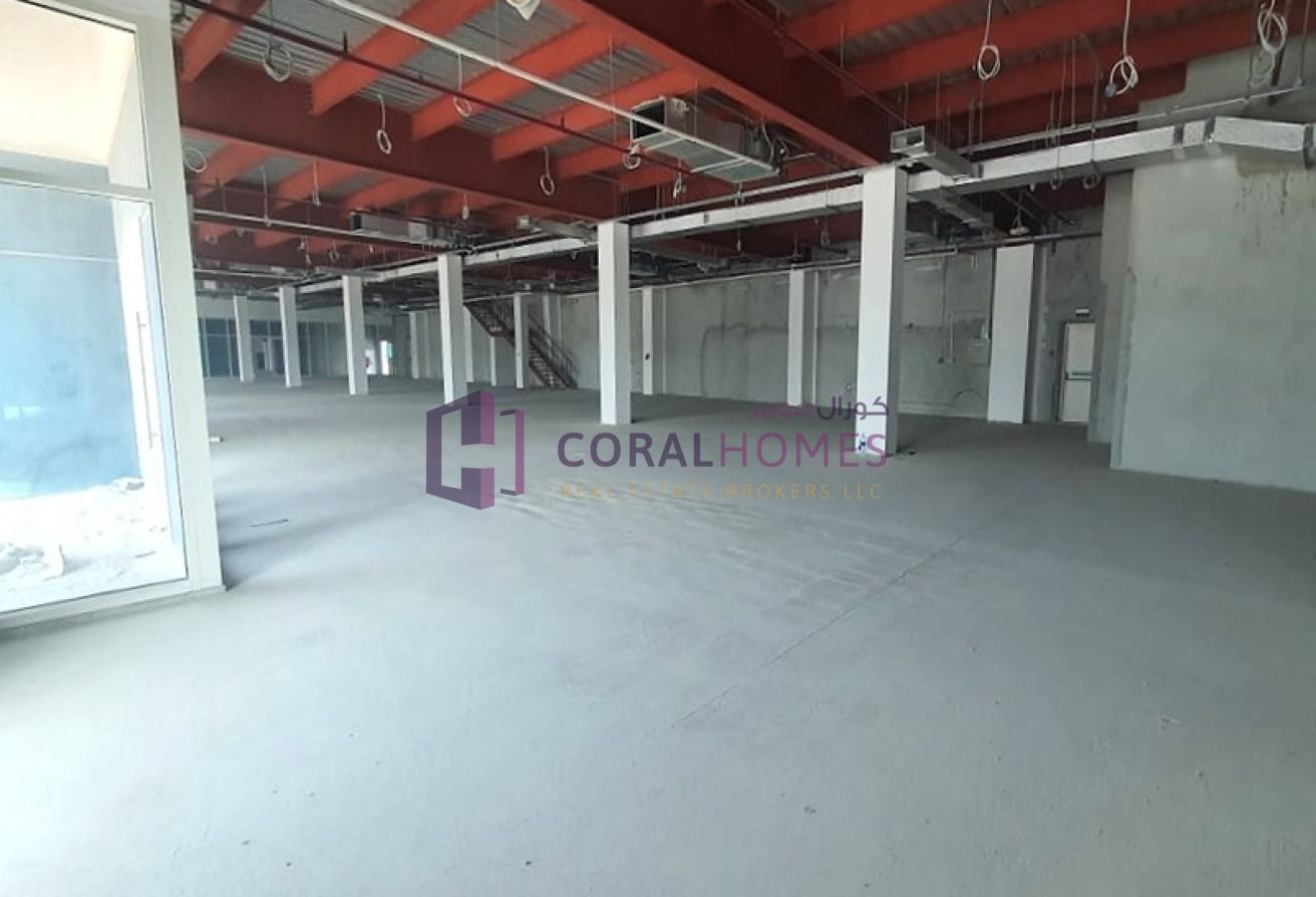 G+M Showroom At 45 KW Power | On Main Road