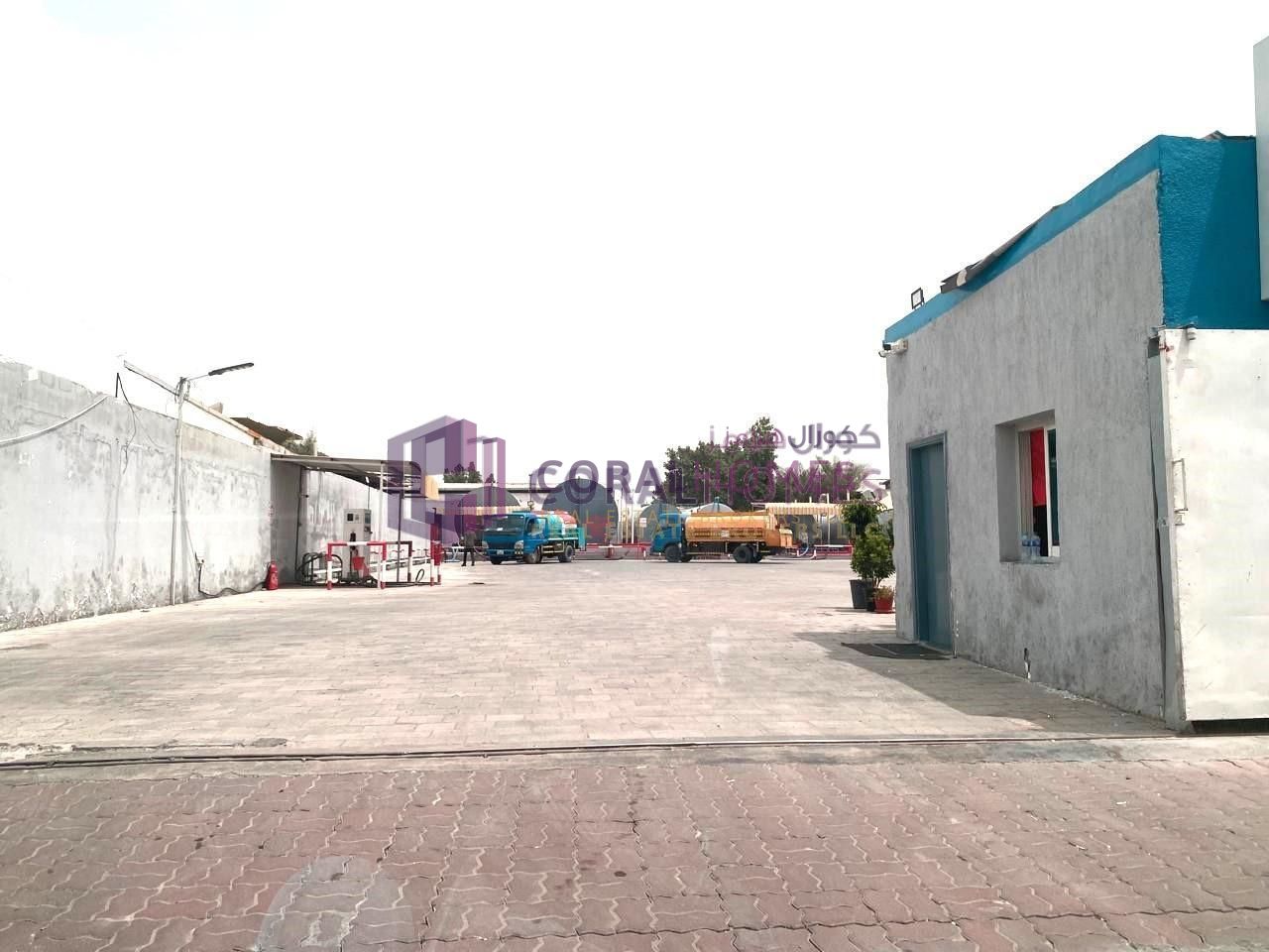 Interlocked Open Yard | Office | Open Shed