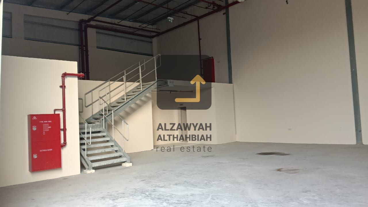 Warehouse for Rent with Office & Pantry – Ready for First Tenant & Civil Defense Approved – Main Road – Al Sajaa Industrial, Sharjah