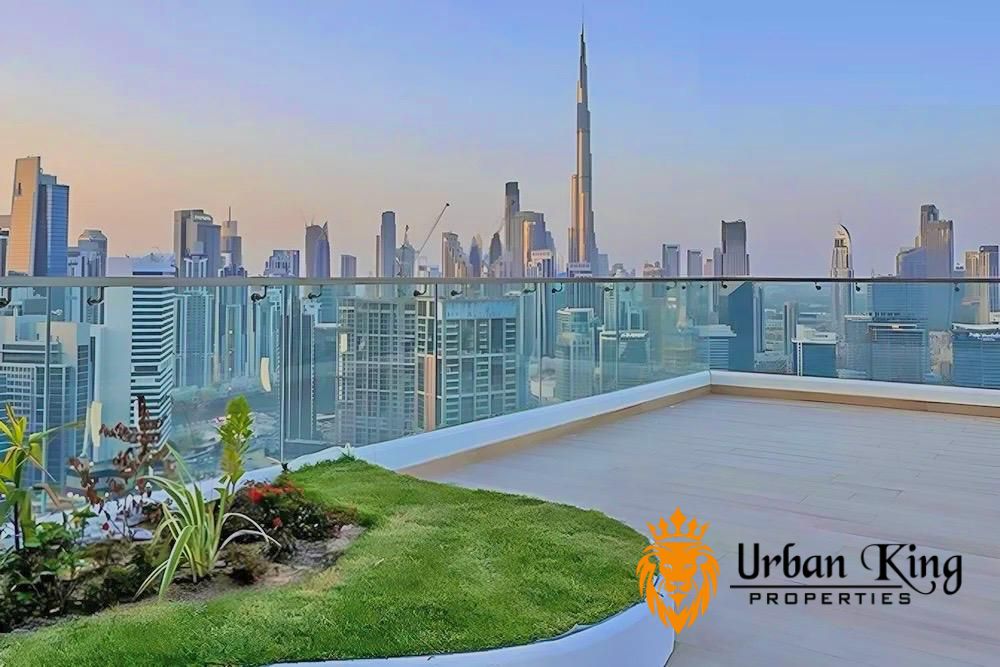 LUXURY AMENITIES | ROOFTOP POOL | BRAND NEW