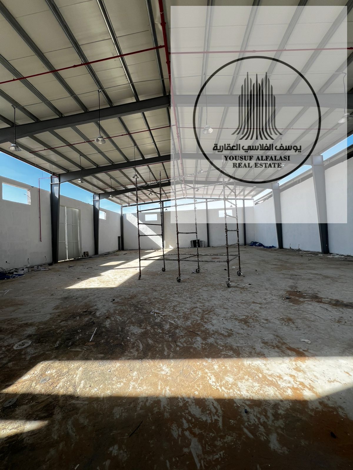 Industrial land, 110 KW, with 2 warehouses, administrative office, prime location