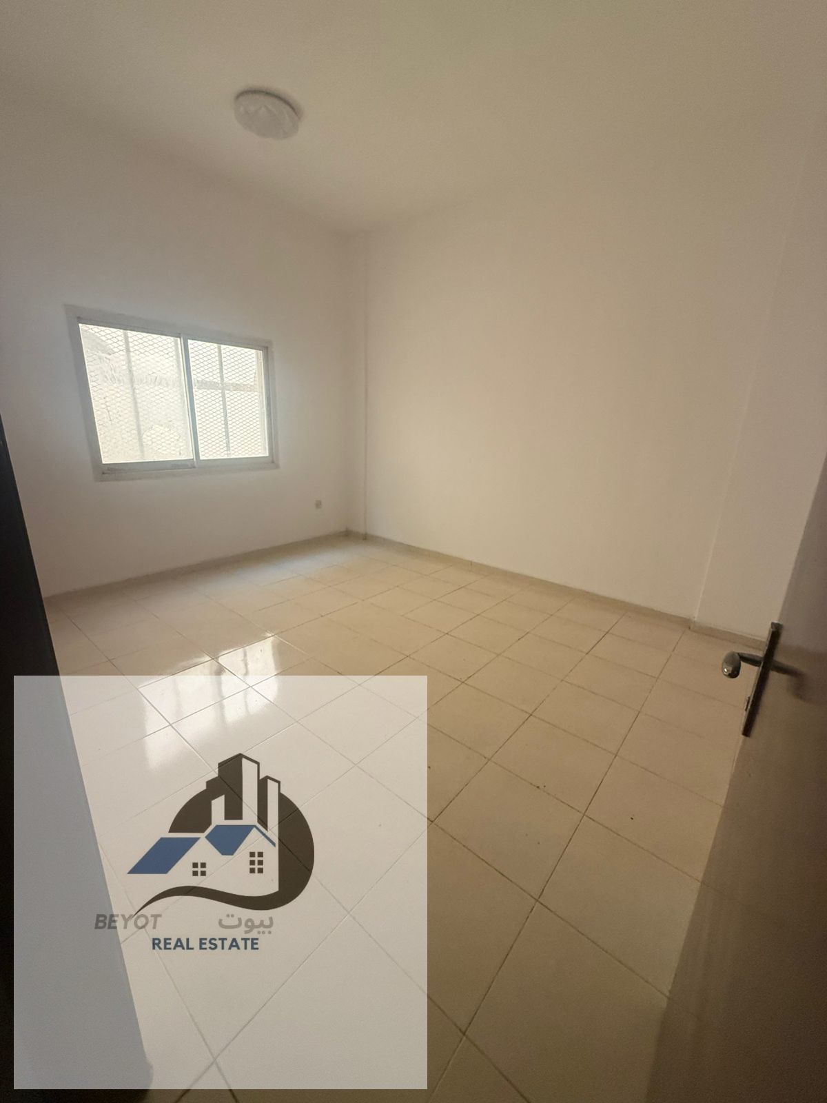 For Rent in Ajman – Al Nuaimiya 2 A 1 Bedroom + Living Room apartment is available for rent in a prime location in Al Nuaimiya 2. The apartment is l