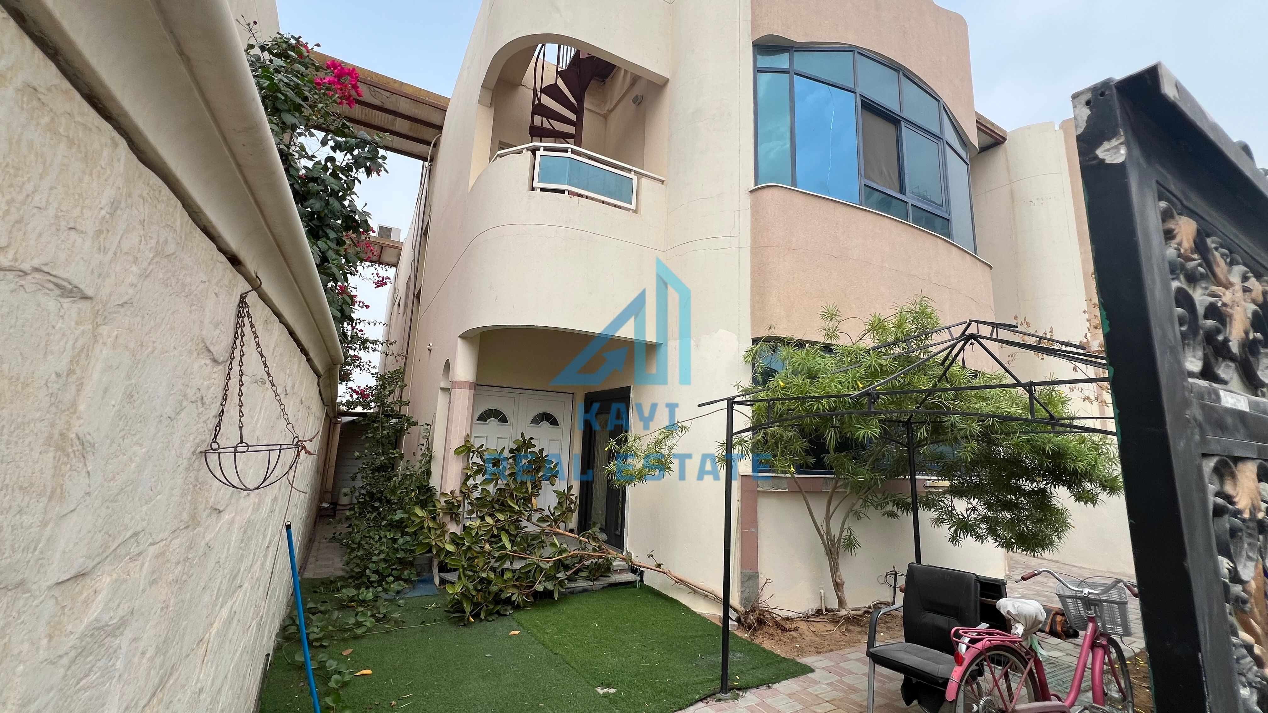 Beautiful 4 BHK Fully Furnished Villa for Rent – Near Heera Beach