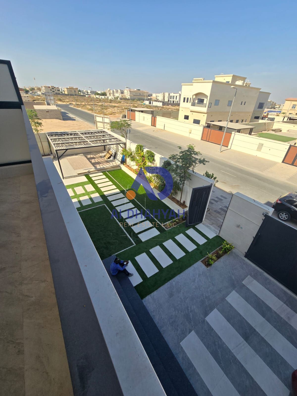 For Sale: Luxury Villa with Premium Finishes – Prime Location Villa Details: The villa consists of a ground floor, first floor, and an external annex, featuring a modern design and spacious layouts. Ground Floor Includes: • Large open living hall wi