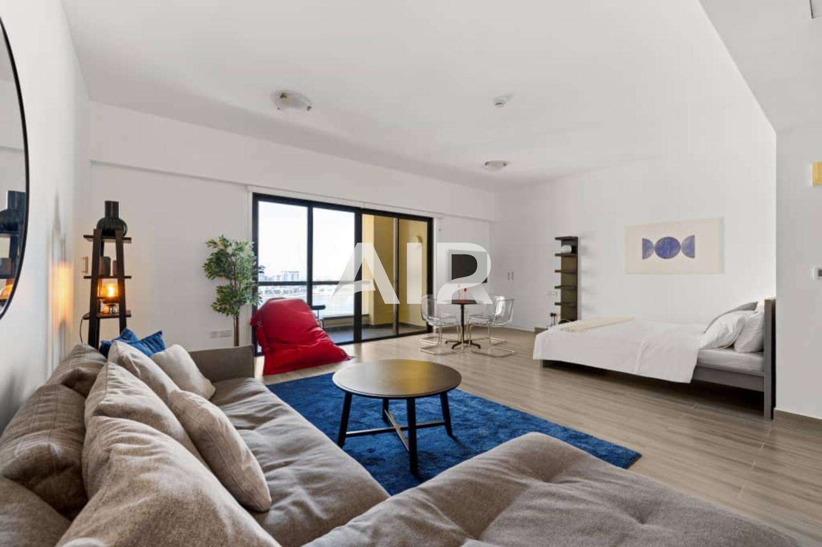 Fully renovated | Sea View | Mid floor