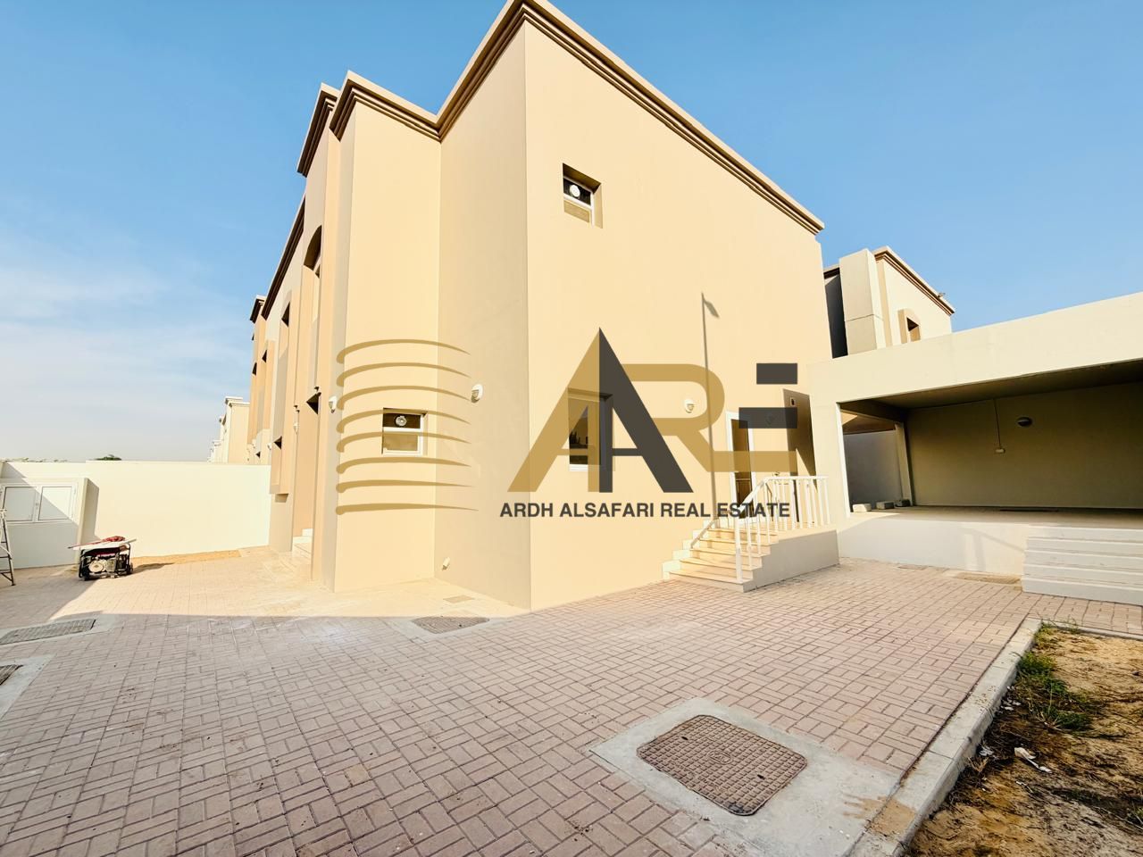 "Hot Deal! Fully Renovated 4BR Corner Villa | 115K | 4 Payment"