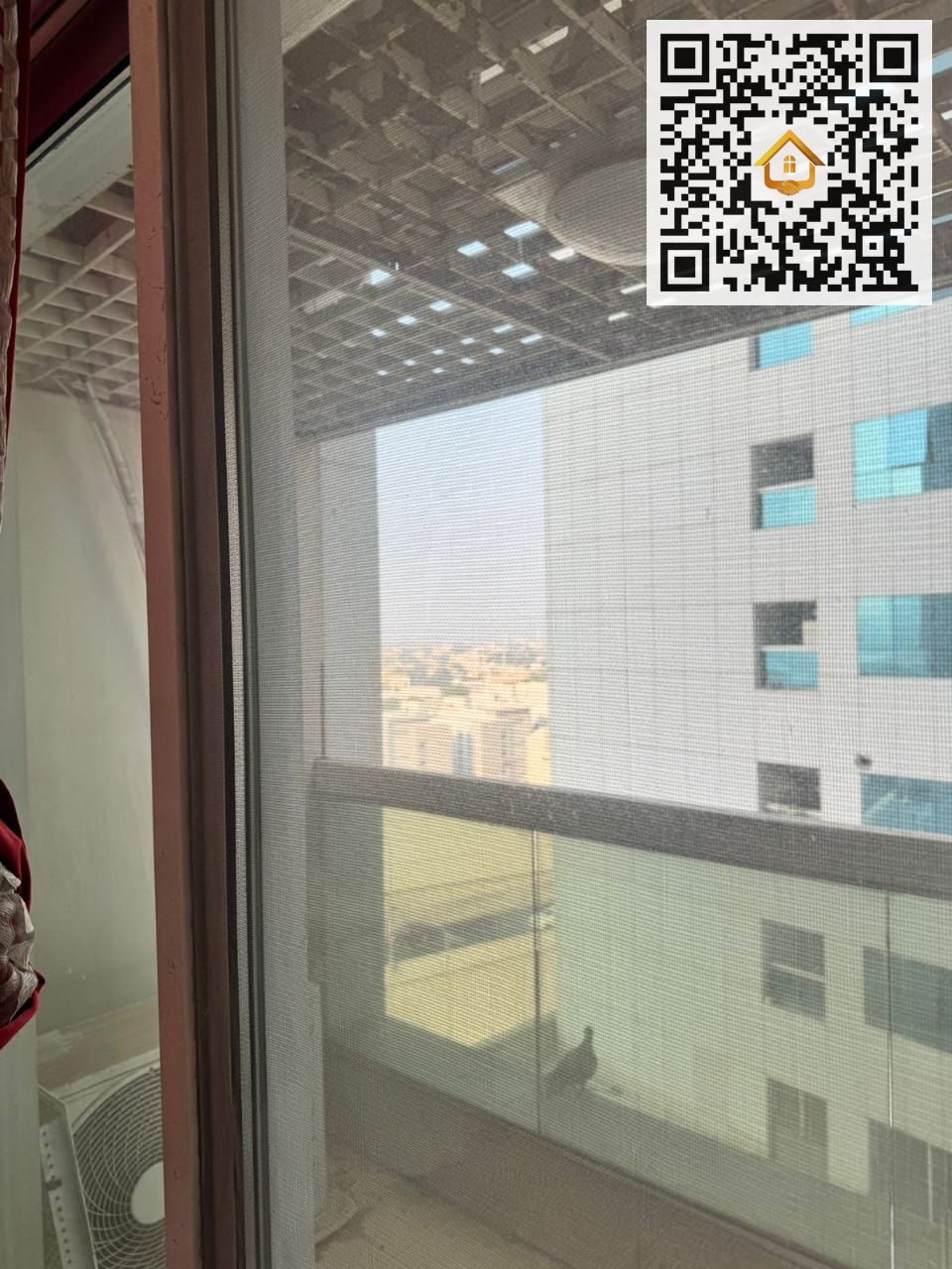 Spacious 1-Bedroom | 905 sq ft | Main Road View | Private Parking | Pearl Towers | AED 350,000